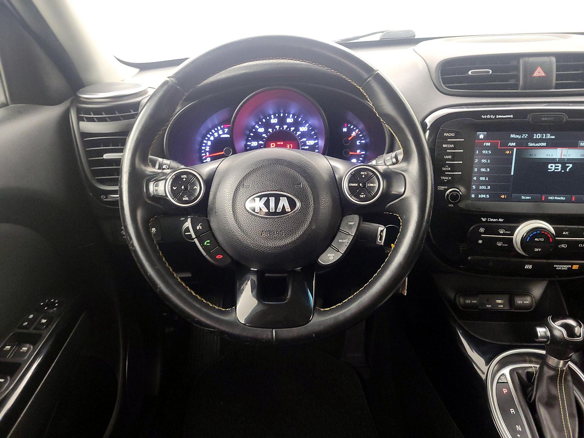 Thumbnail: 2016 Kia Soul - 10