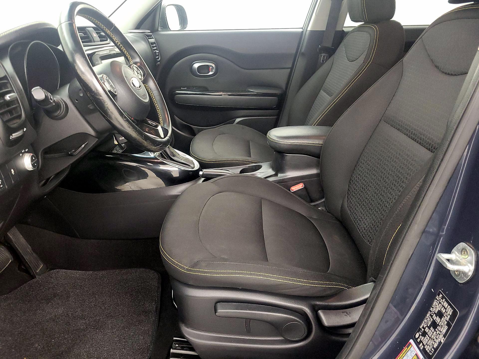 Thumbnail: 2016 Kia Soul - 11