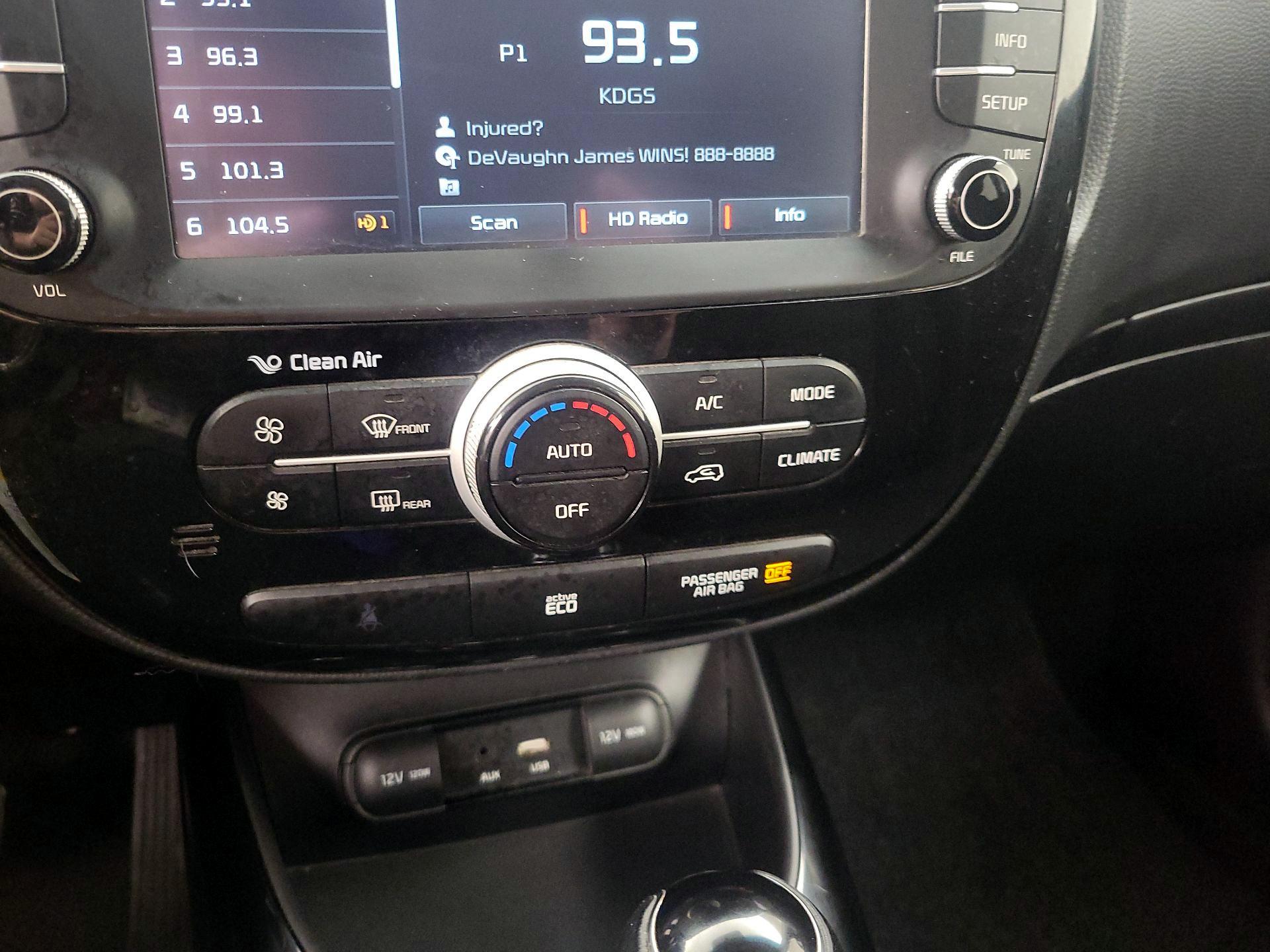 Thumbnail: 2016 Kia Soul - 16
