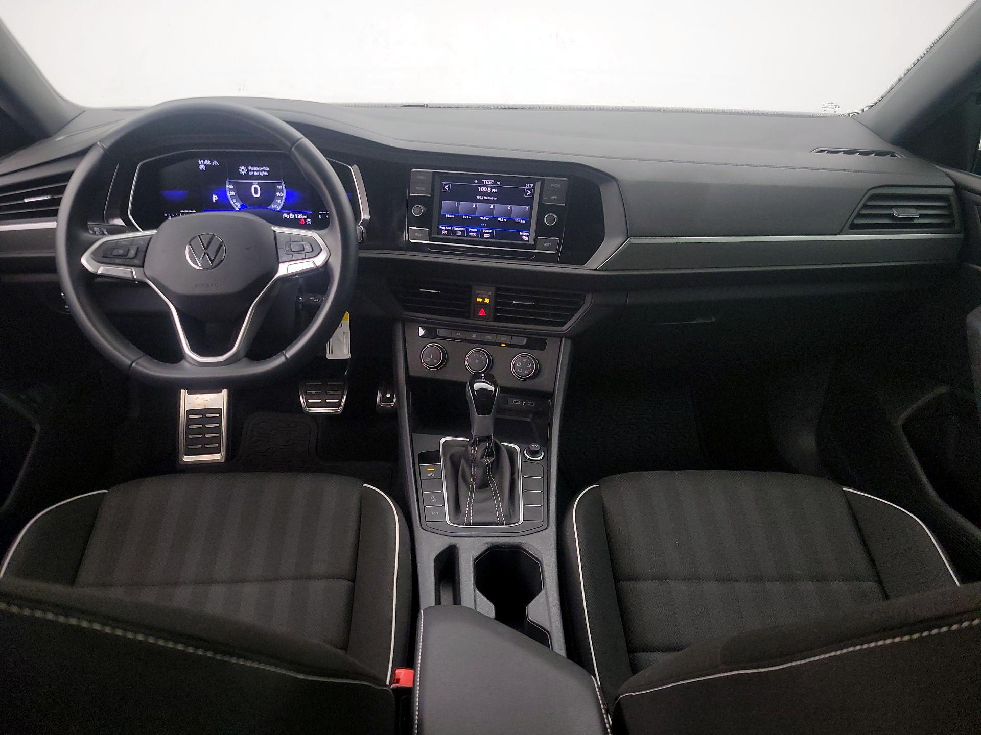 Thumbnail: 2023 Volkswagen Jetta - 9