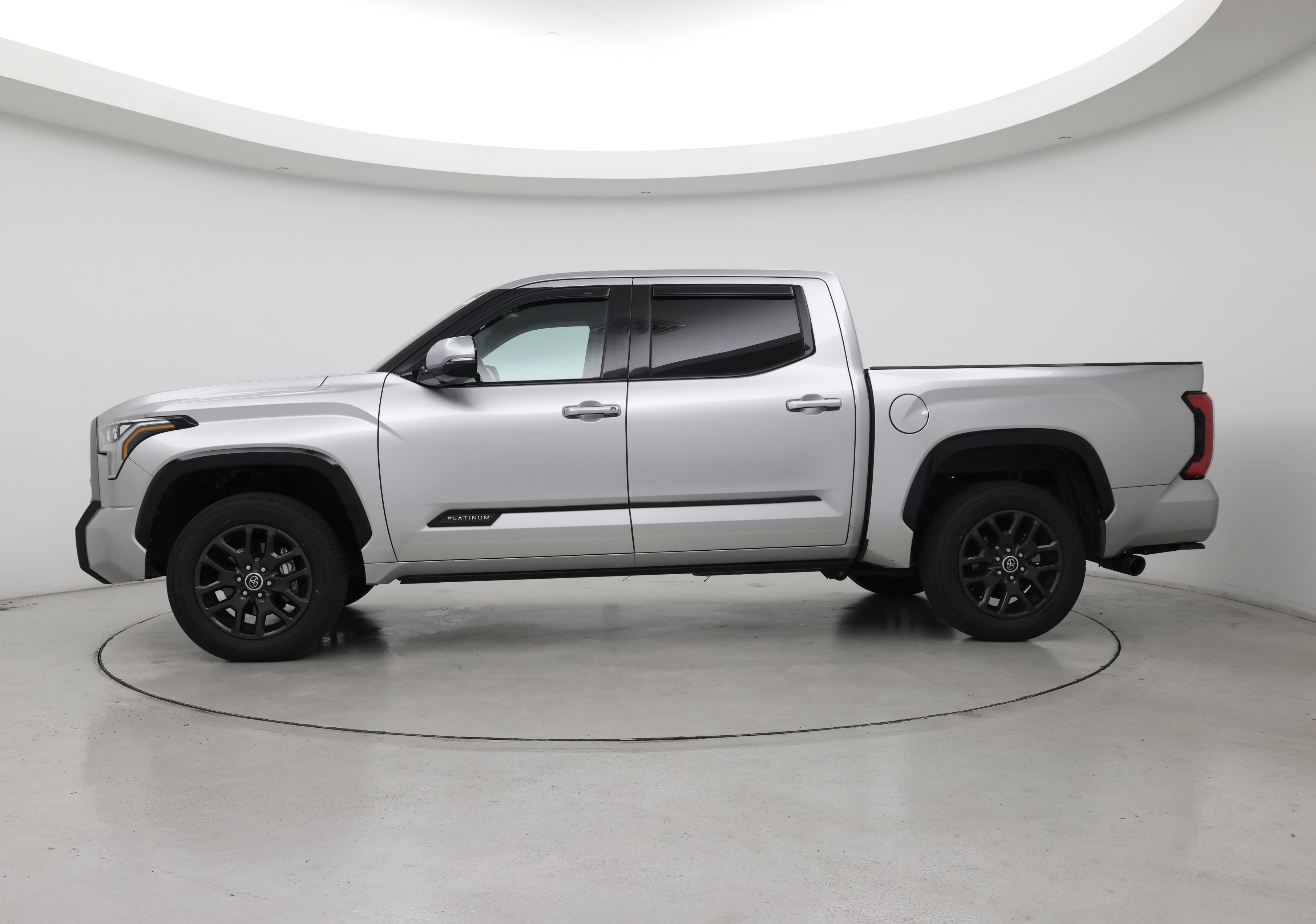 Thumbnail: 2023 Toyota Tundra - 3