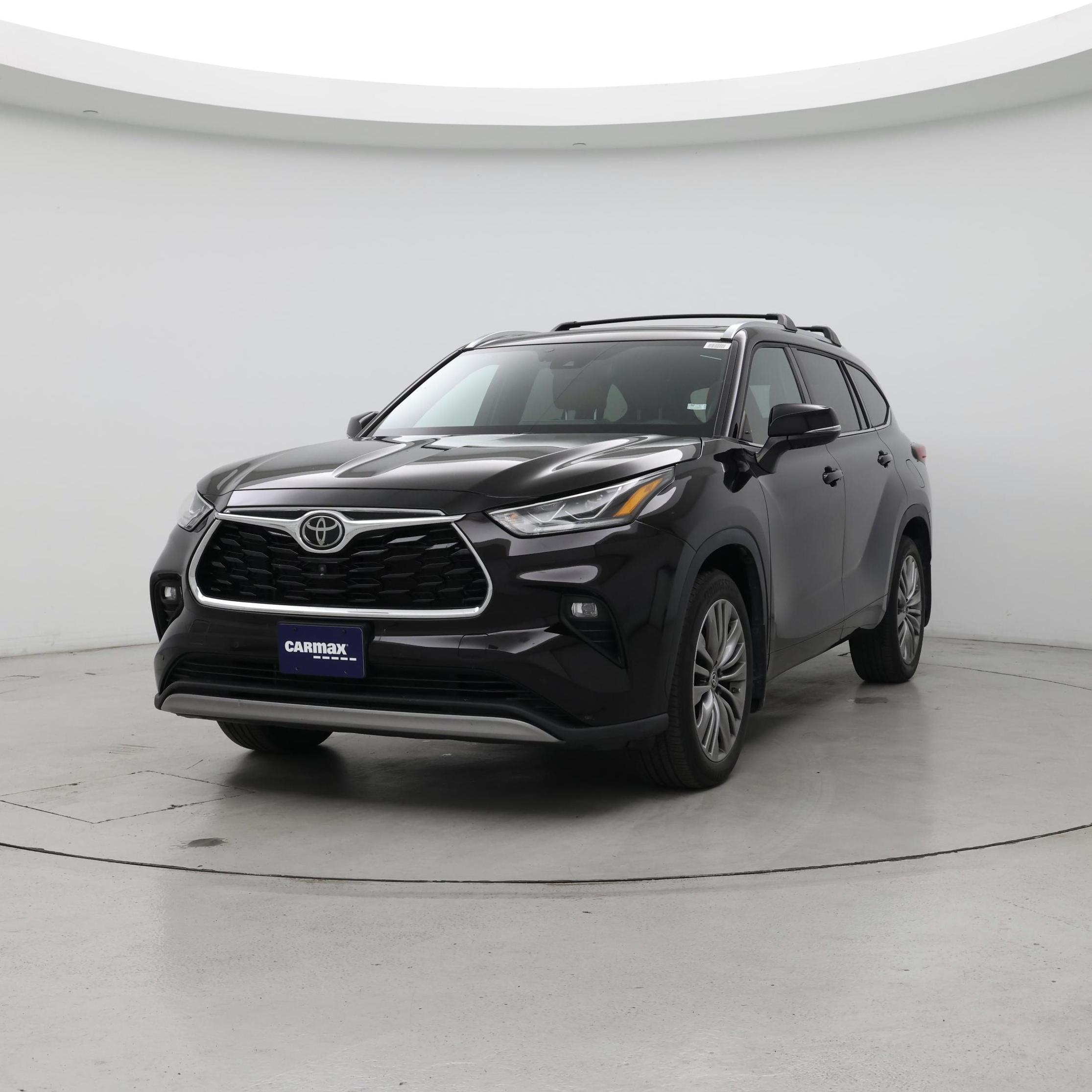 Thumbnail: 2022 Toyota Highlander - 4