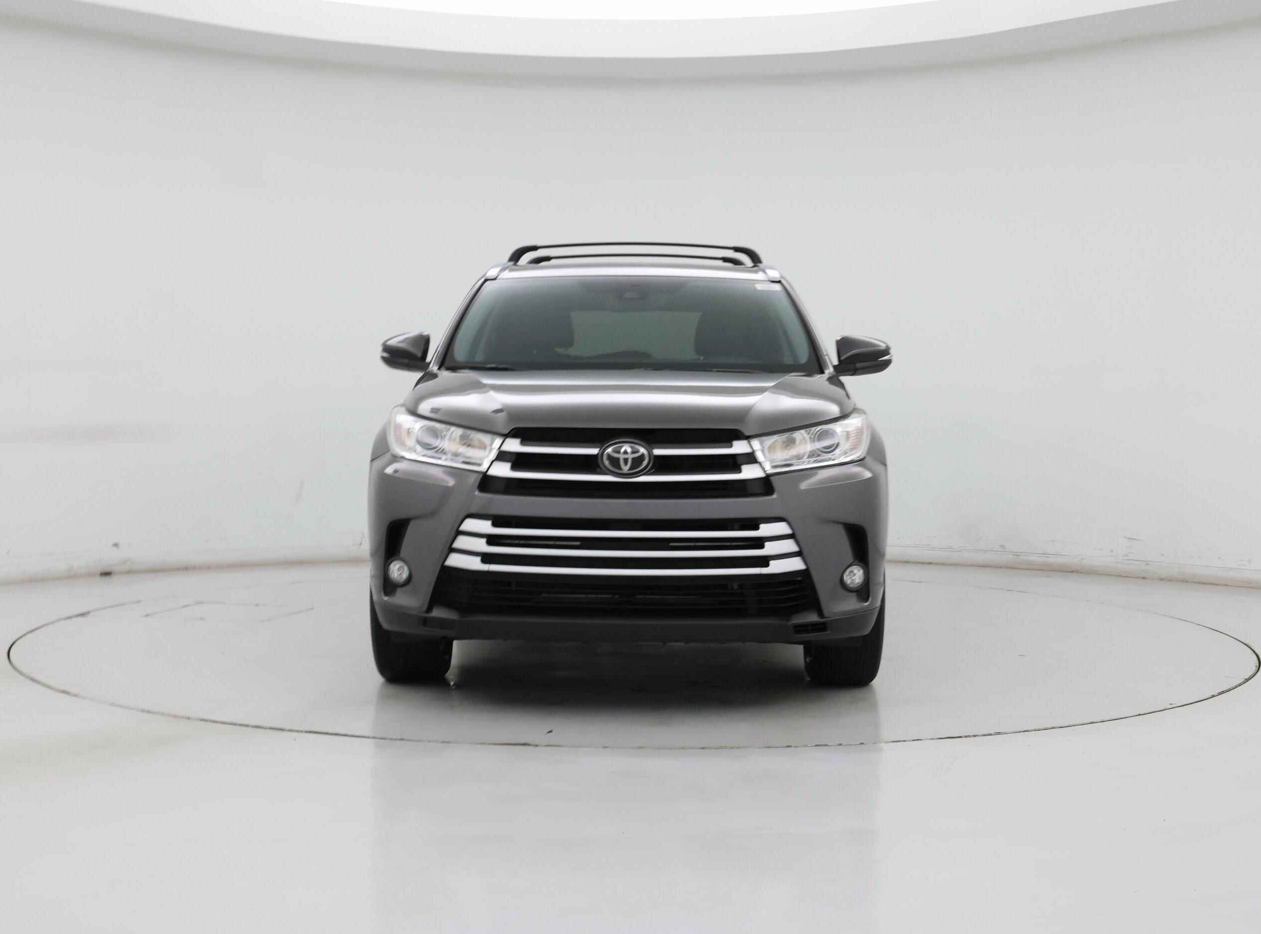 Thumbnail: 2019 Toyota Highlander - 5