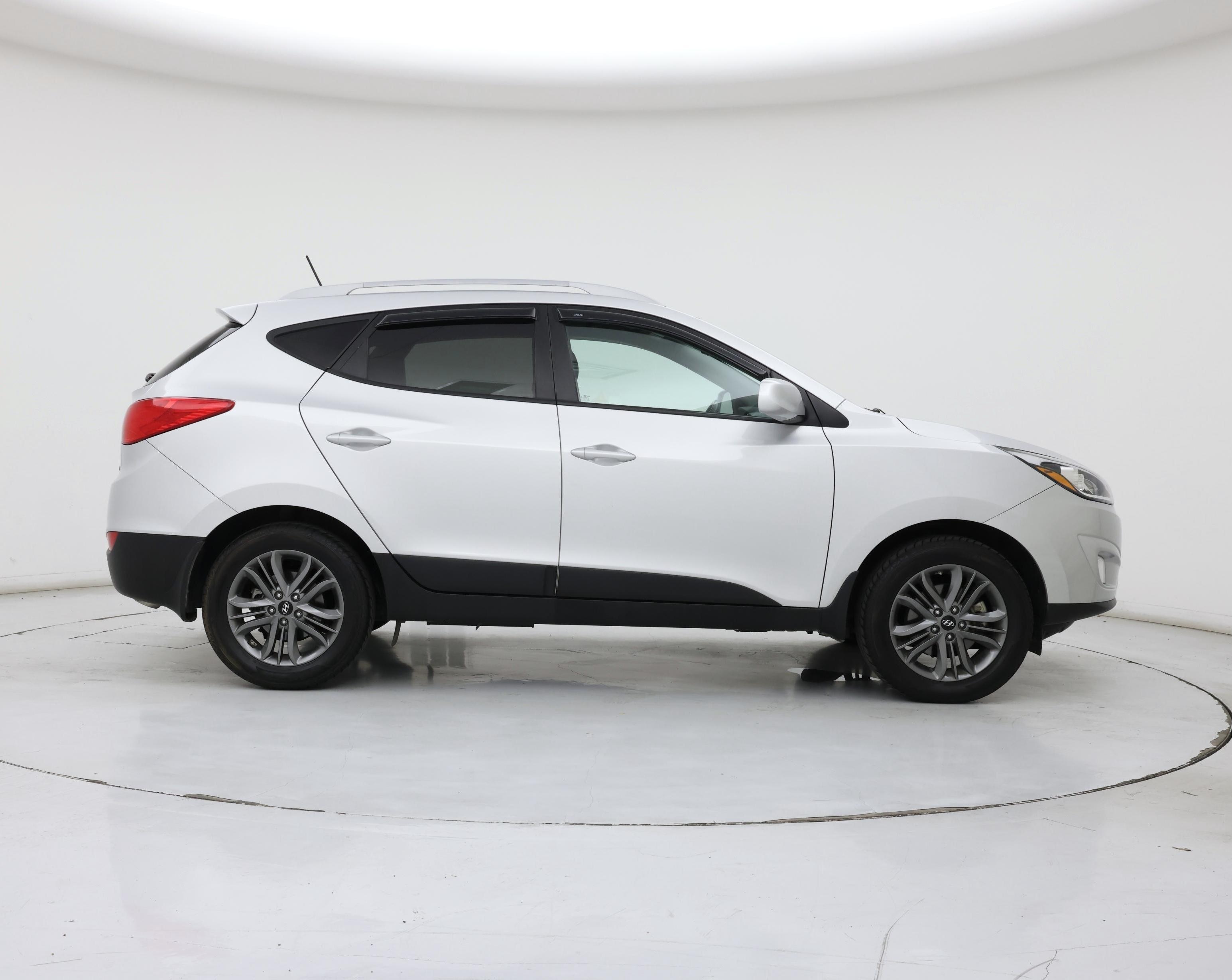 Thumbnail: 2015 Hyundai Tucson - 7