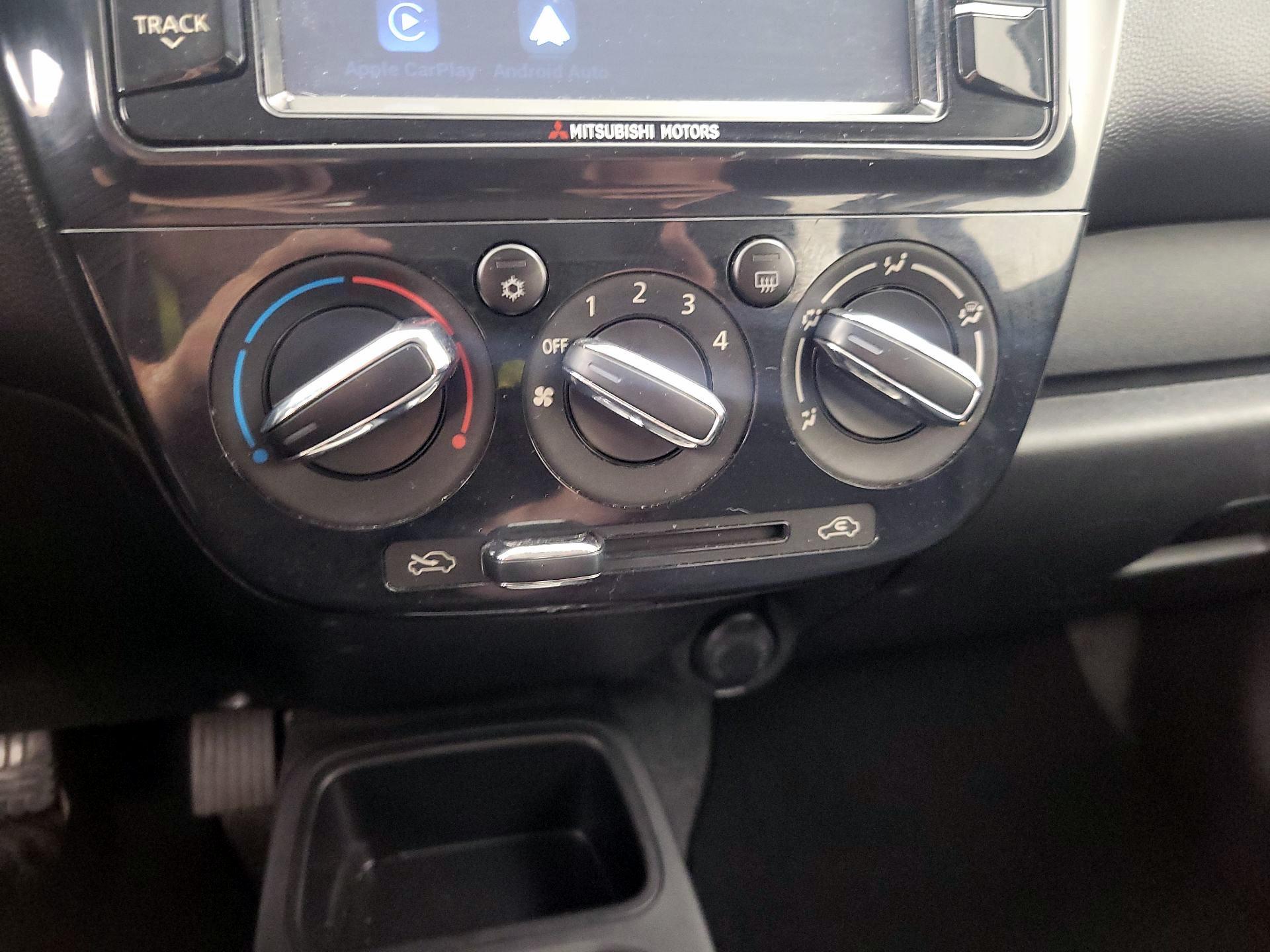 Thumbnail: 2017 Mitsubishi Mirage G4 - 16