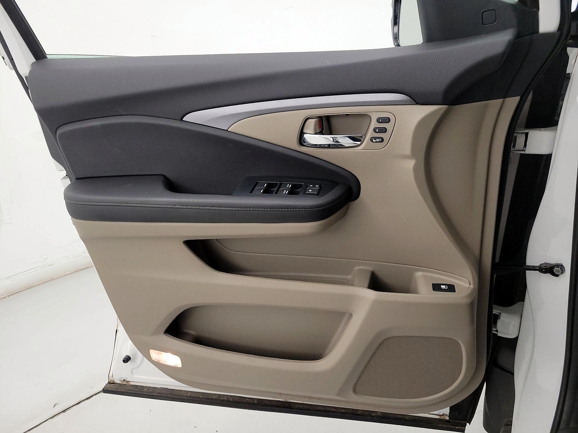 Thumbnail: 2023 Honda Ridgeline - 12