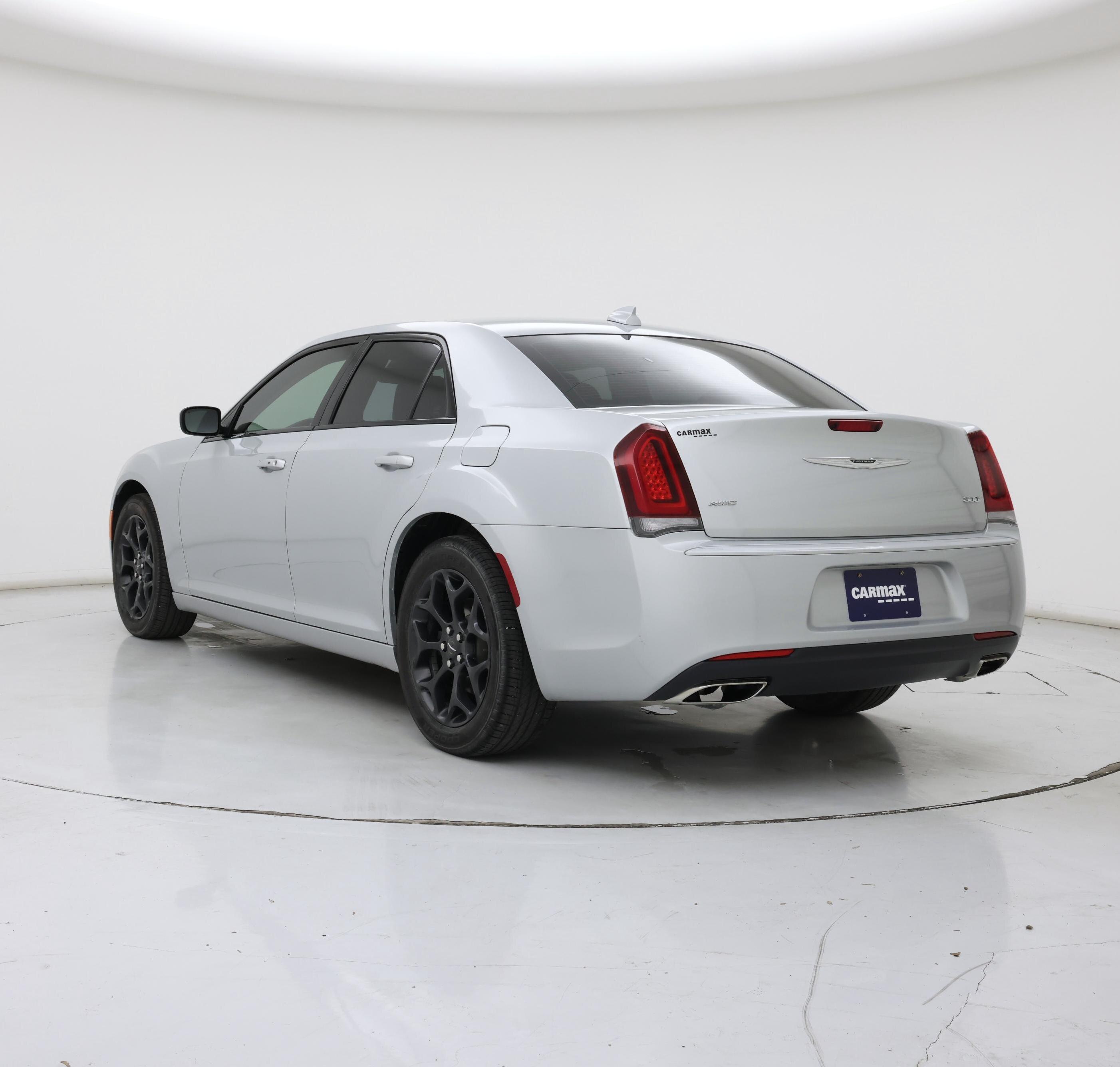 Thumbnail: 2019 Chrysler 300 - 2