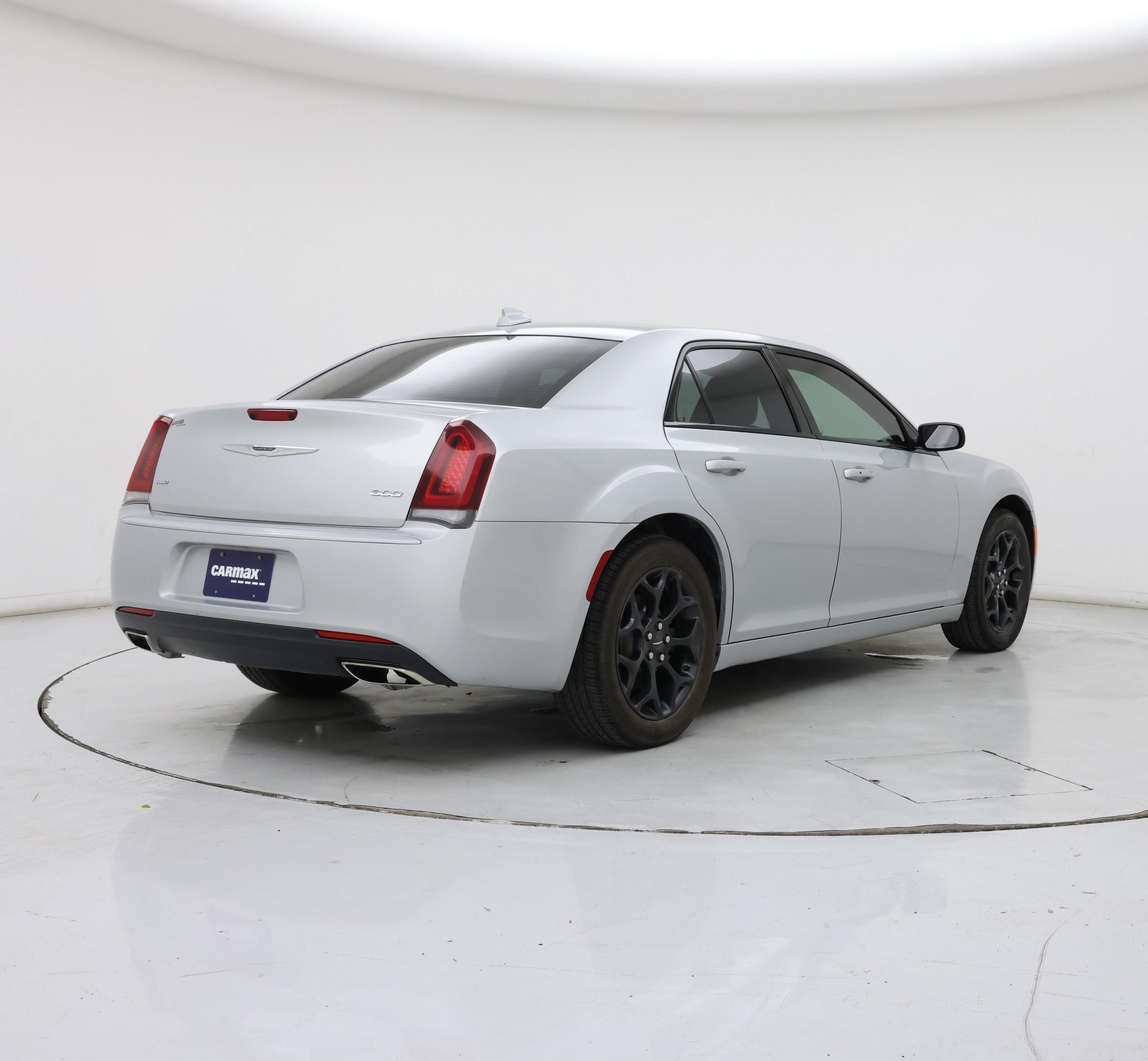 Thumbnail: 2019 Chrysler 300 - 8