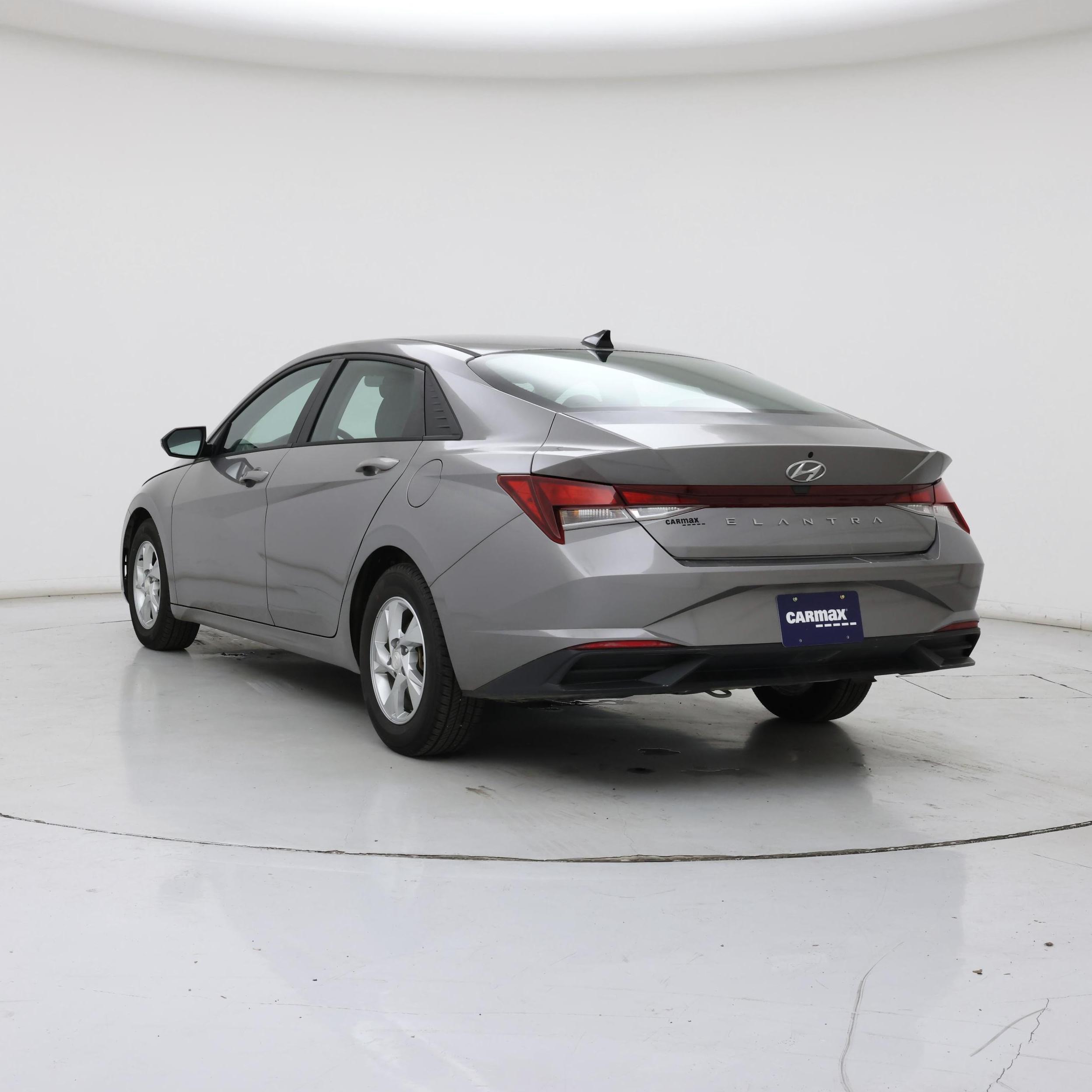 Thumbnail: 2022 Hyundai Elantra - 2