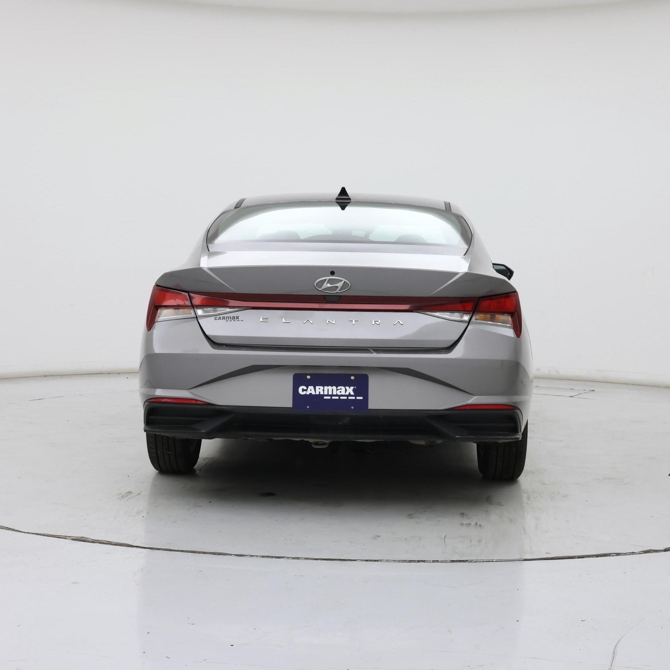 Thumbnail: 2022 Hyundai Elantra - 6