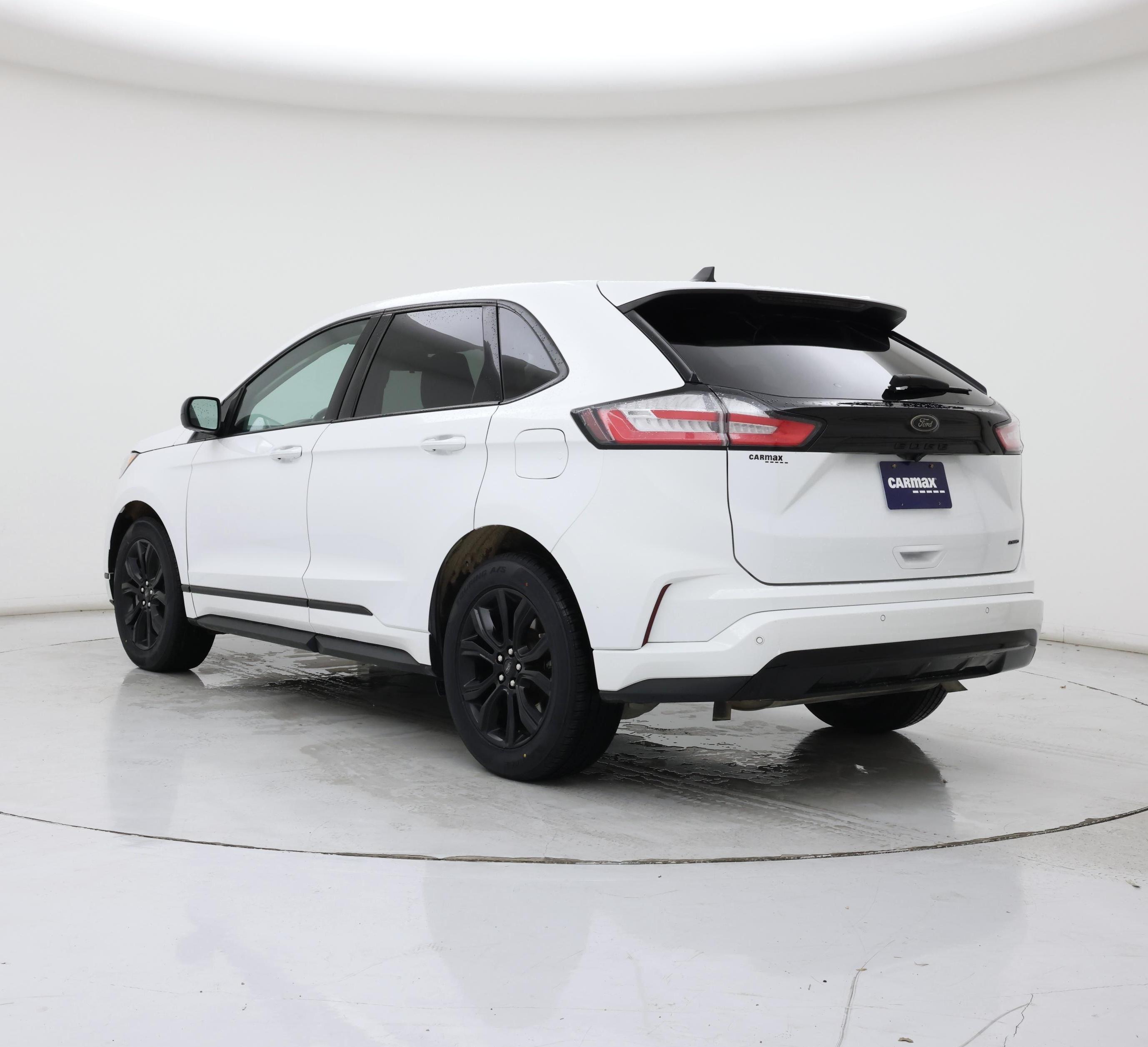 Thumbnail: 2022 Ford Edge - 2