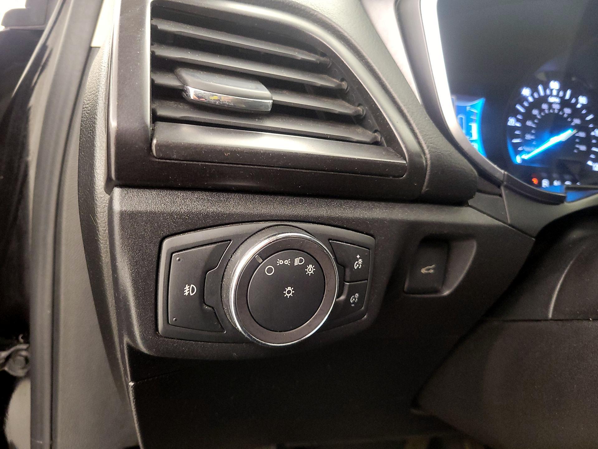 Thumbnail: 2019 Ford Fusion - 13