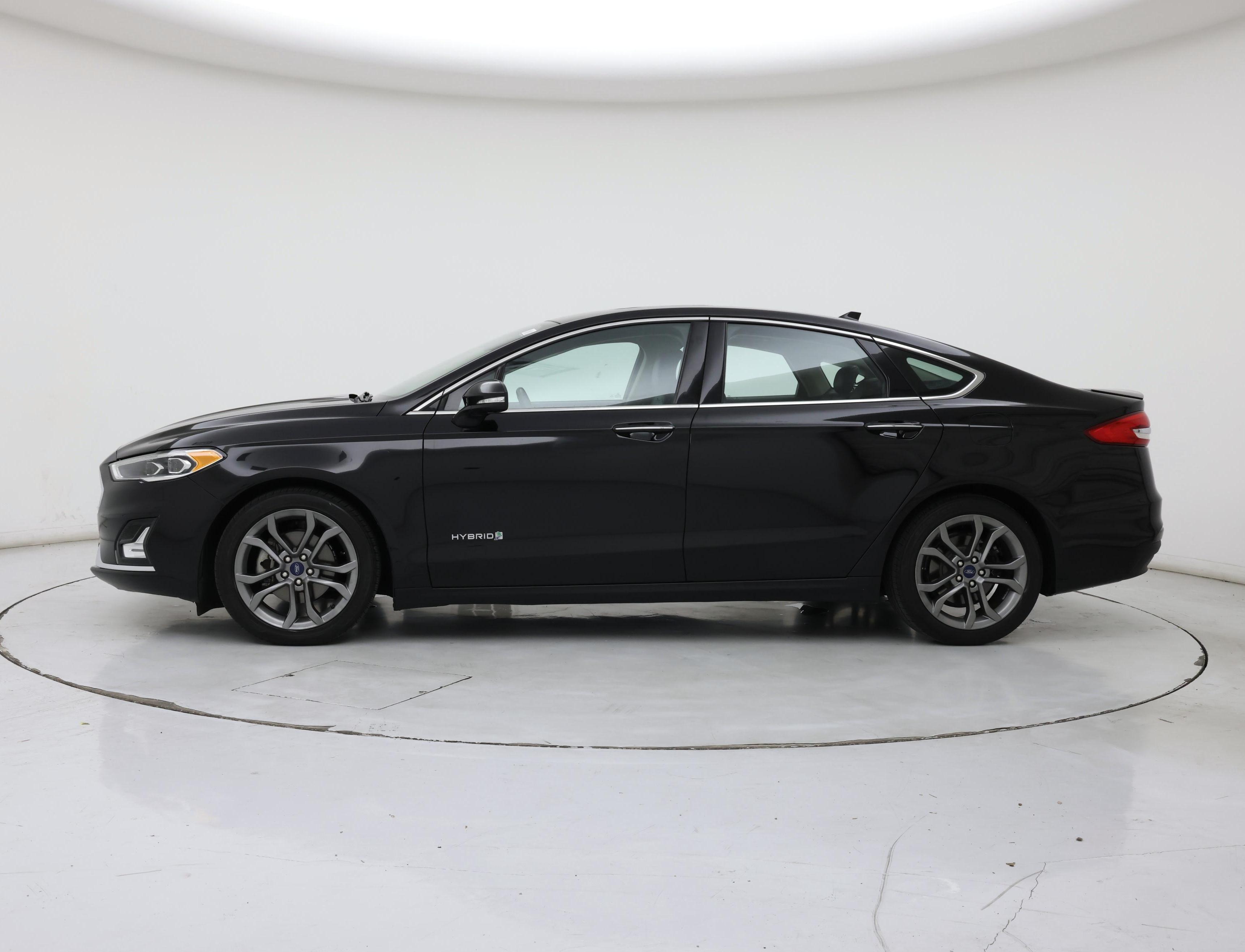 Thumbnail: 2019 Ford Fusion - 3