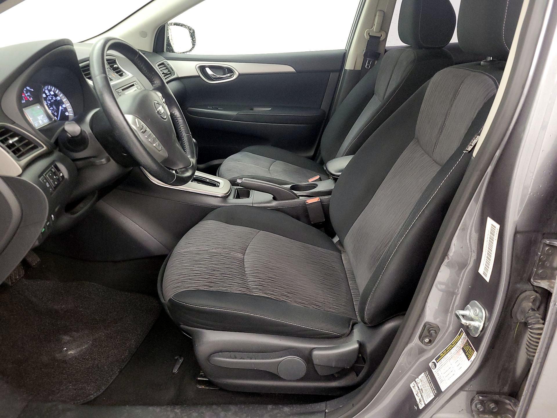 Thumbnail: 2015 Nissan Sentra - 11