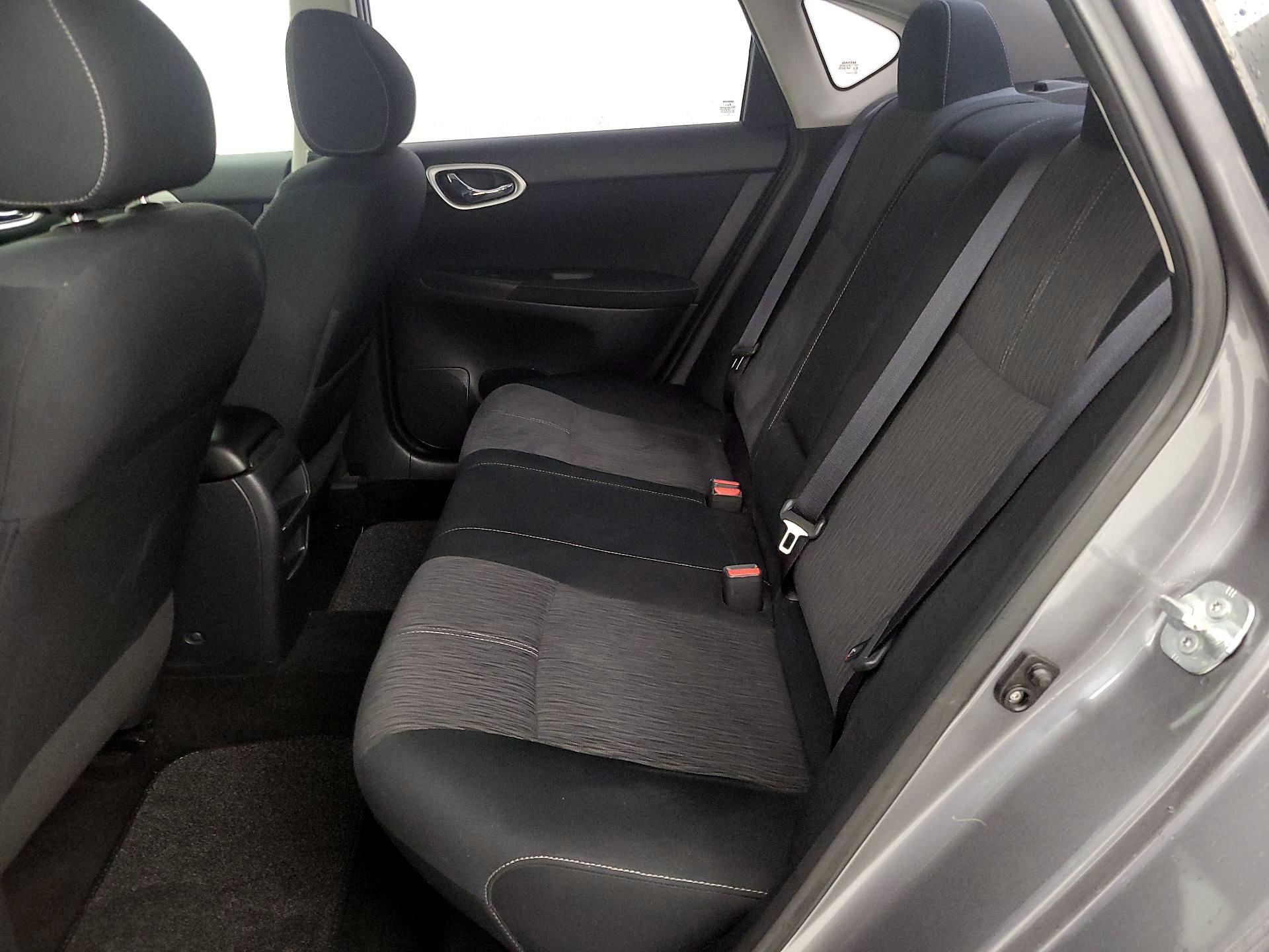 Thumbnail: 2015 Nissan Sentra - 19