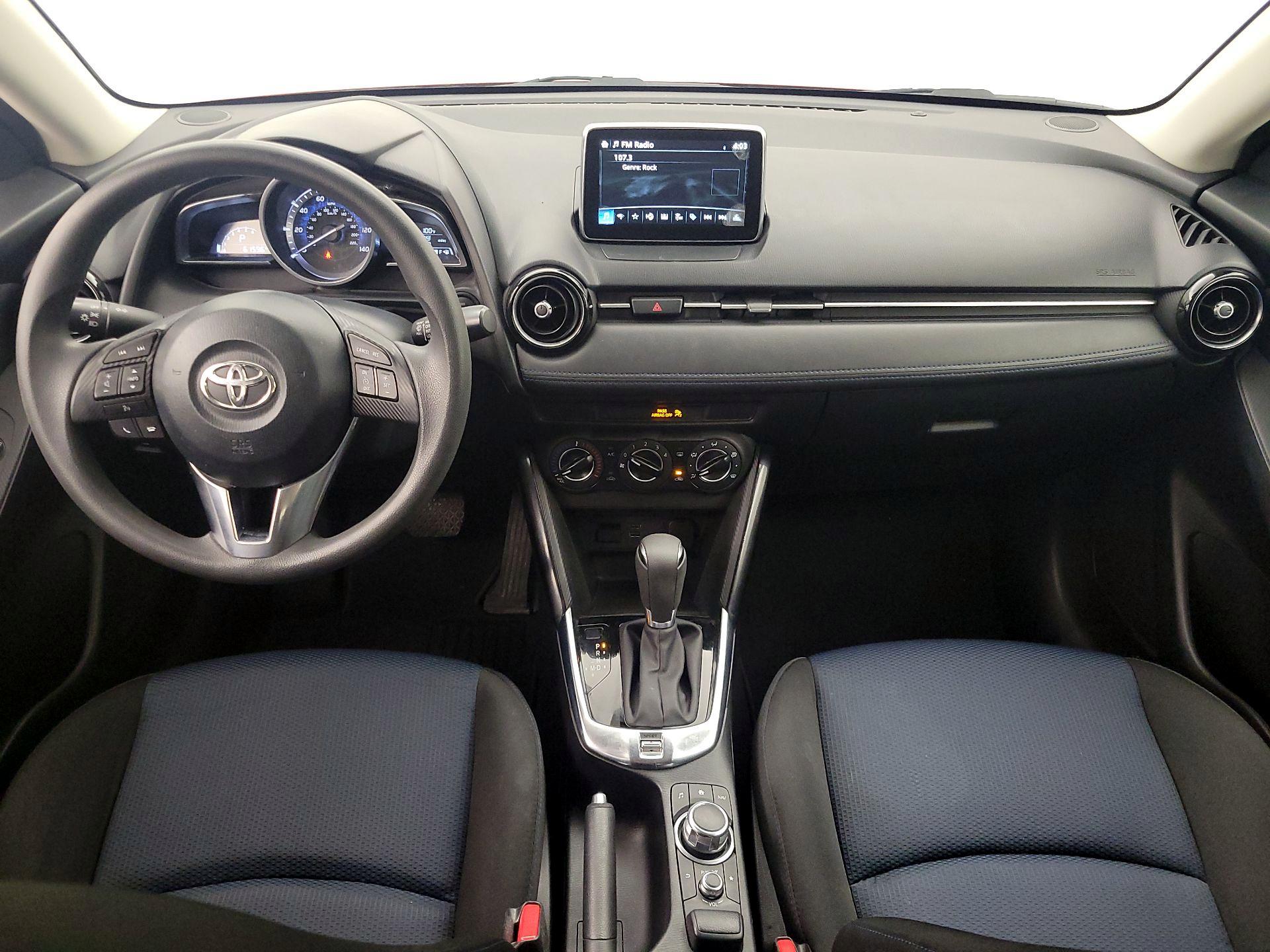 Thumbnail: 2018 Toyota Yaris iA - 9