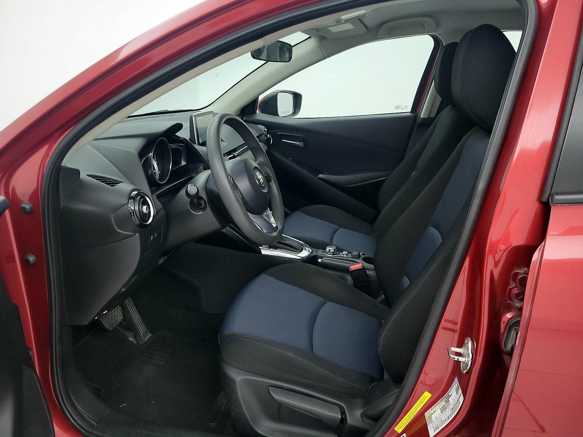Thumbnail: 2018 Toyota Yaris iA - 11