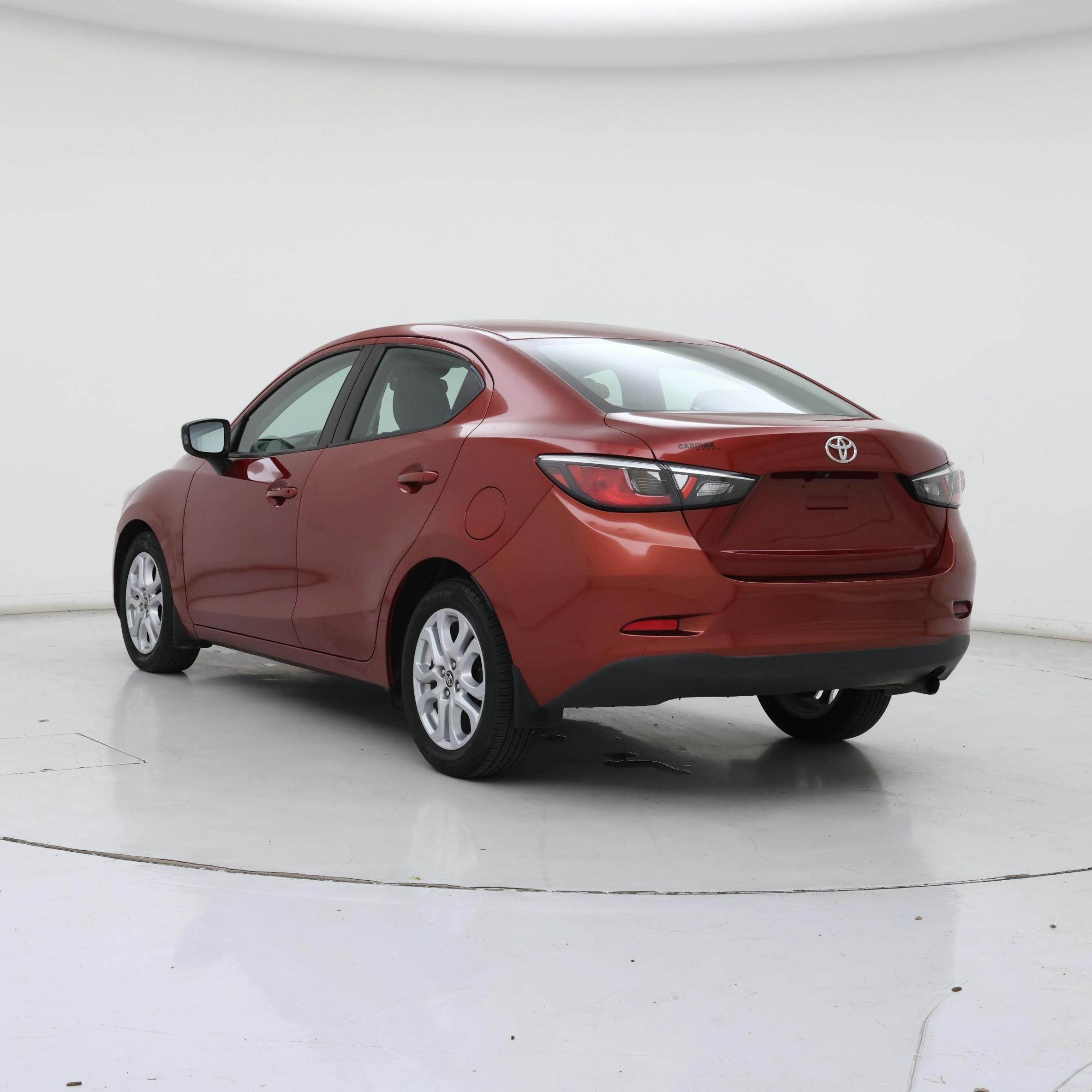 Thumbnail: 2018 Toyota Yaris iA - 2
