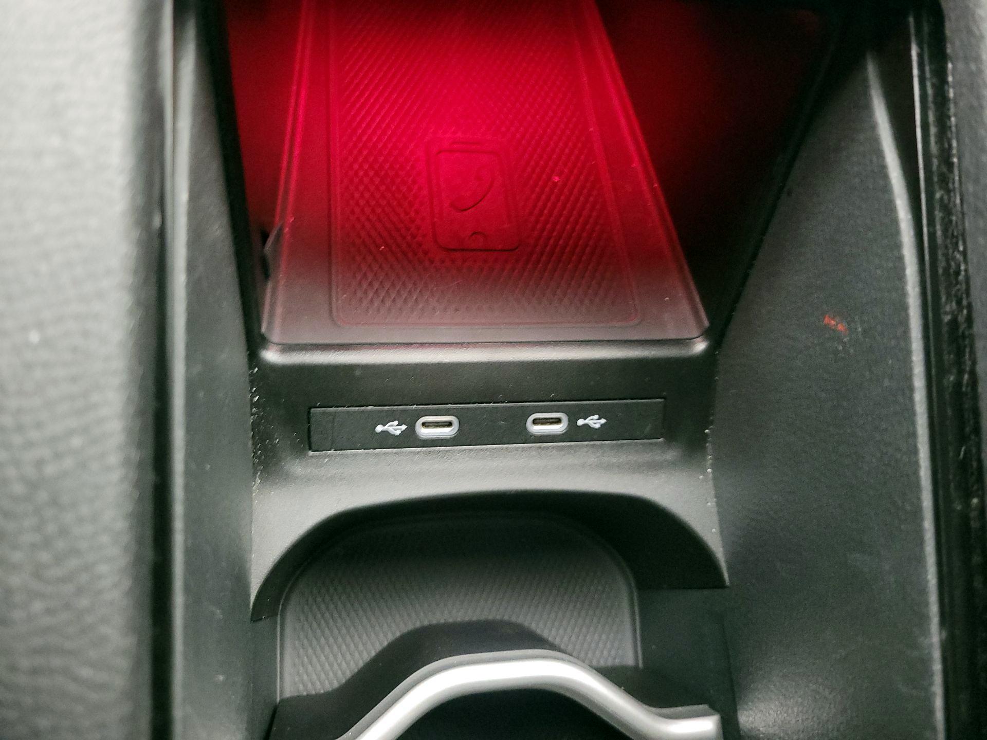 Thumbnail: 2021 Volkswagen ID.4 - 19