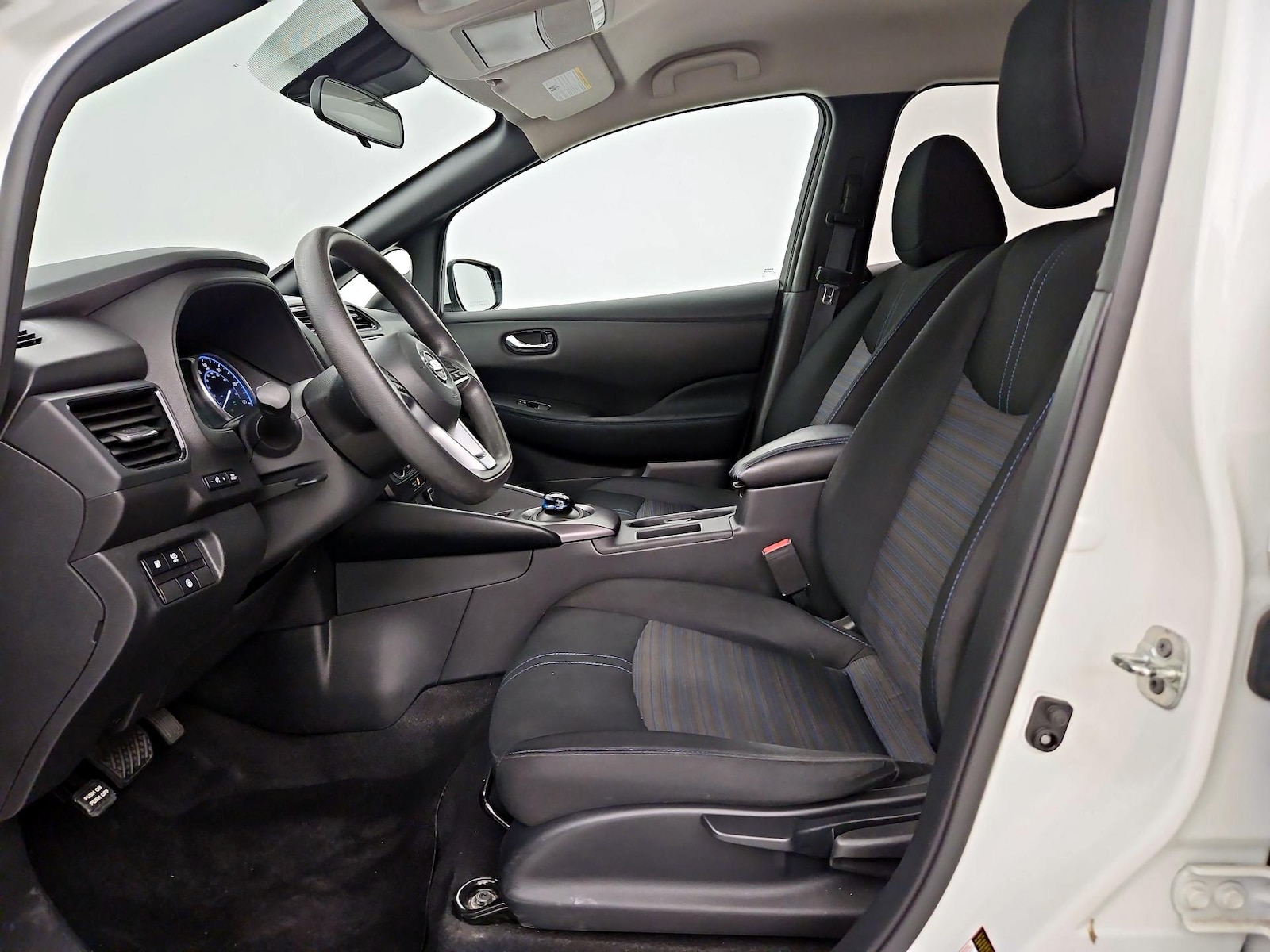 2020 Nissan Leaf S - Photo 12