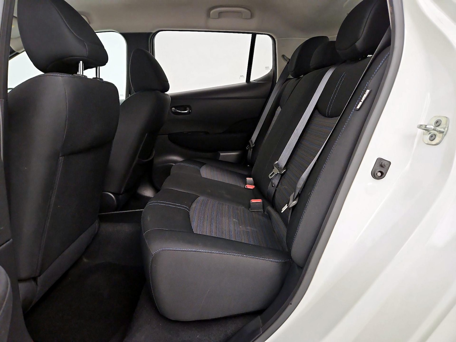 2020 Nissan Leaf S - Photo 20