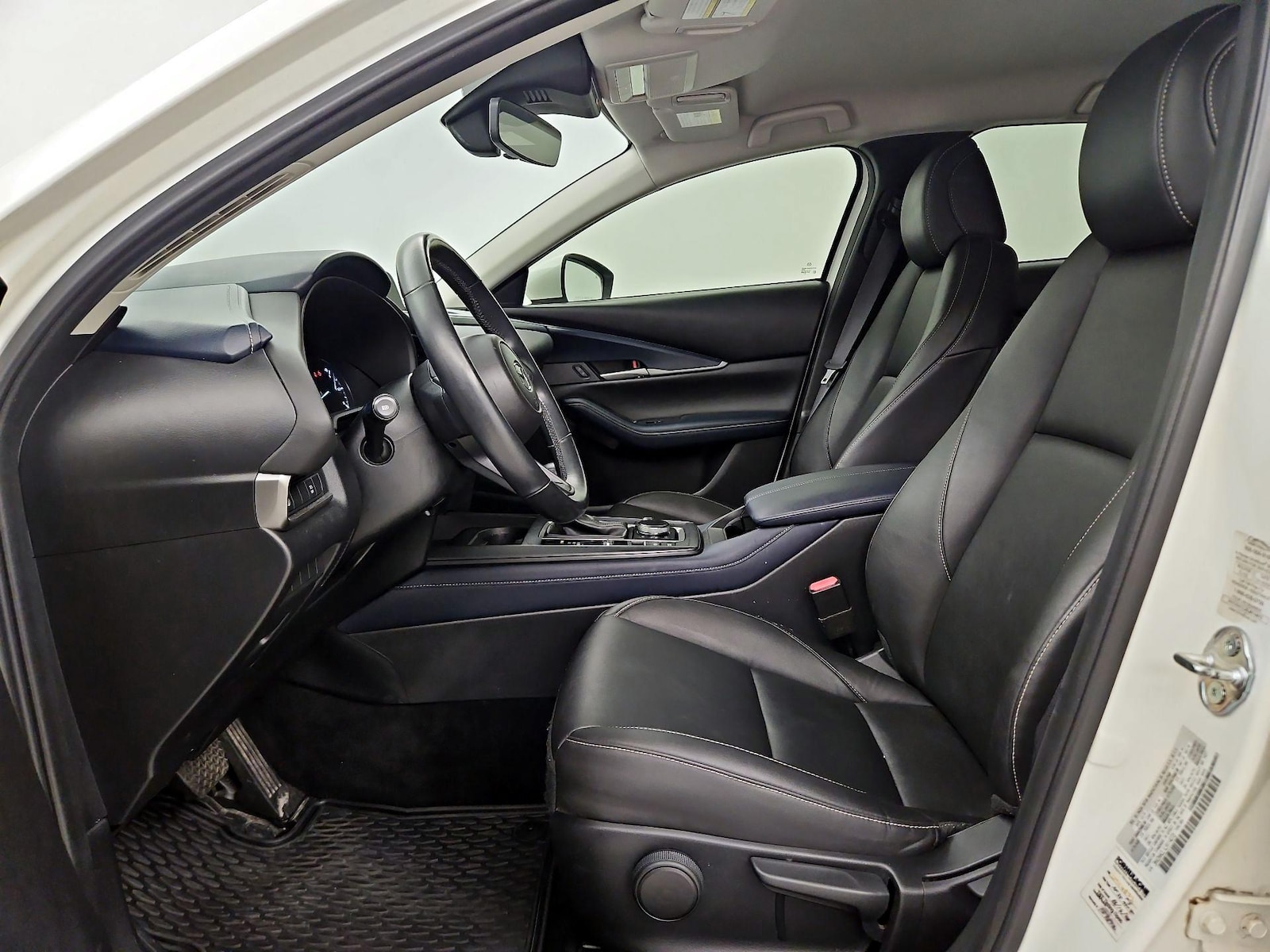 Side Airbags & Leatherette Seats