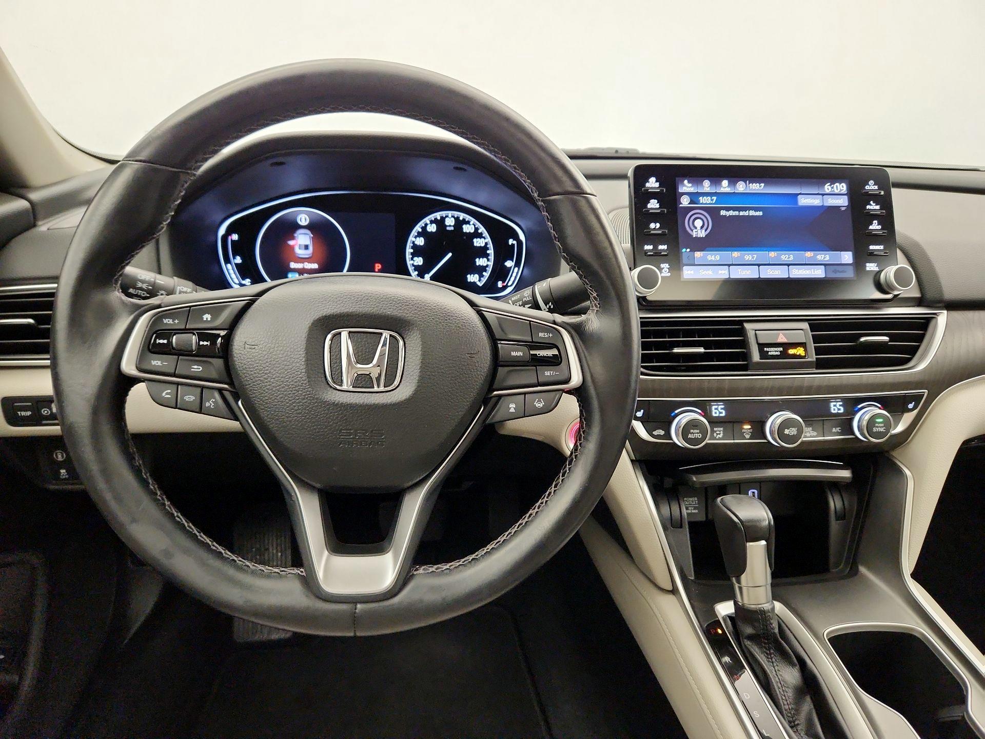 Thumbnail: 2018 Honda Accord - 10