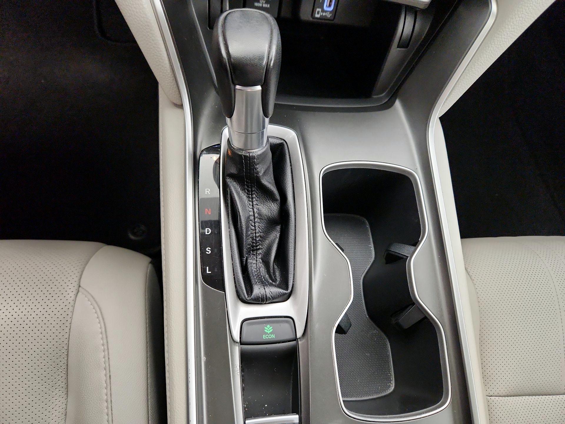 Thumbnail: 2018 Honda Accord - 17