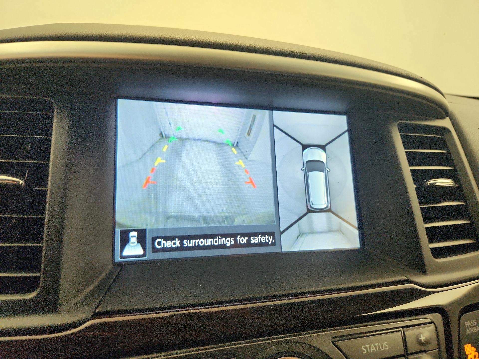 Thumbnail: 2015 Nissan Pathfinder - 15