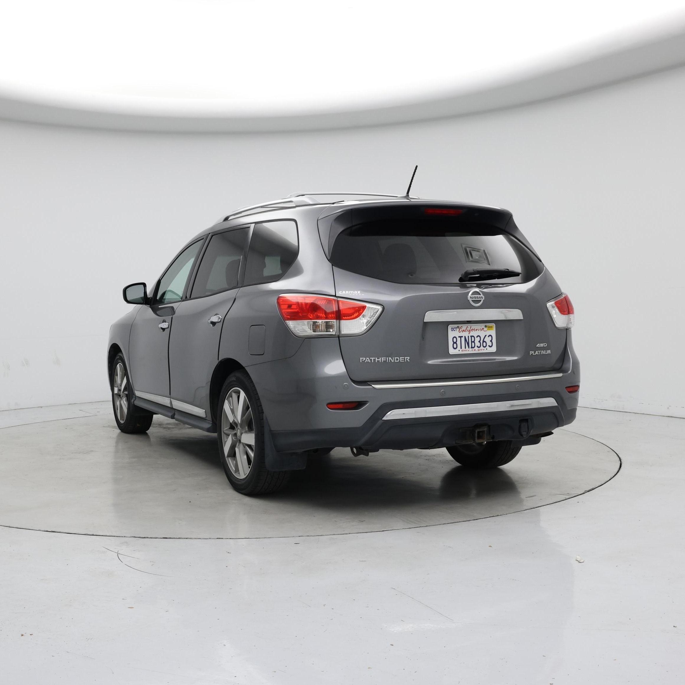 Thumbnail: 2015 Nissan Pathfinder - 2