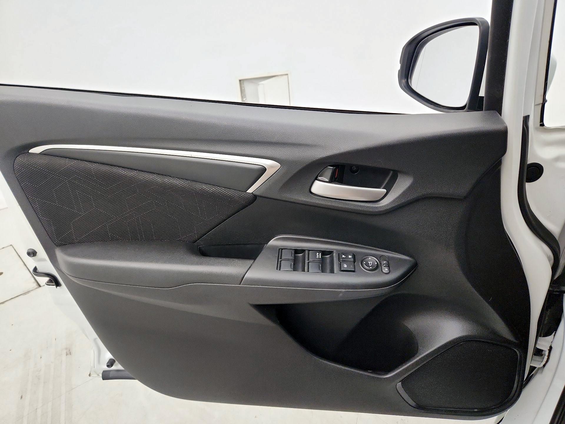 Thumbnail: 2015 Honda Fit - 12