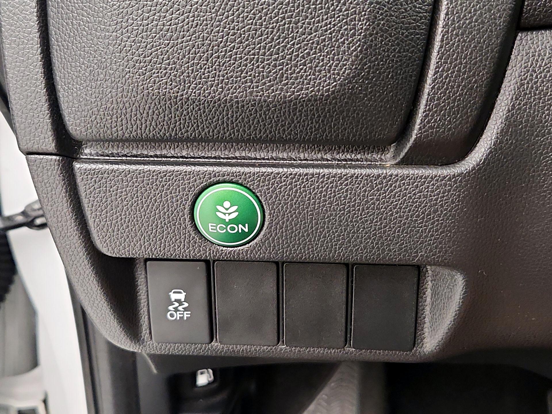 Thumbnail: 2015 Honda Fit - 13