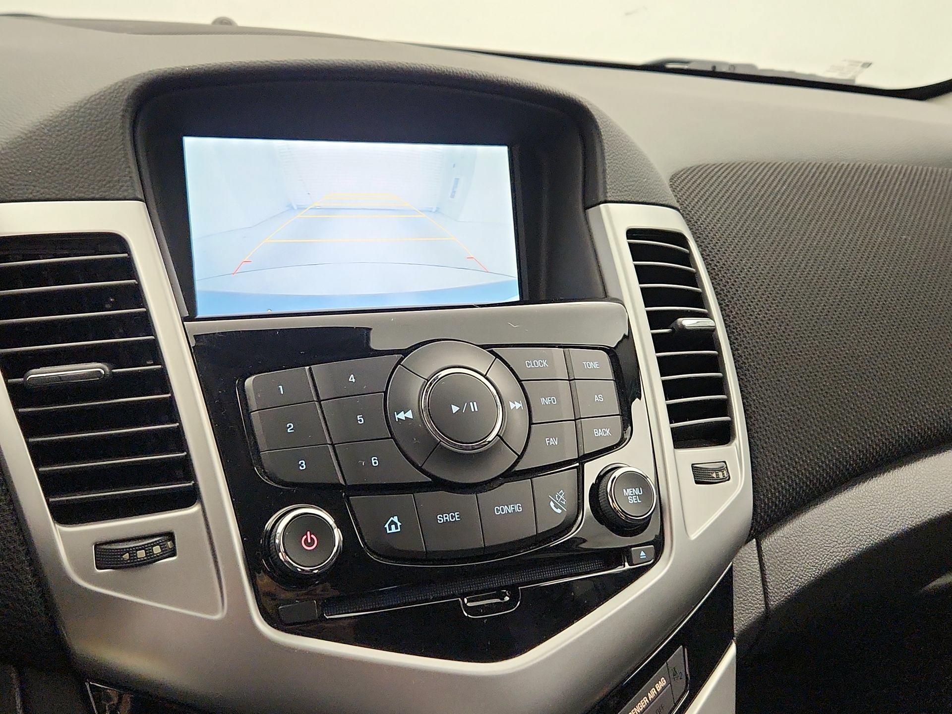 Thumbnail: 2015 Chevrolet Cruze - 14