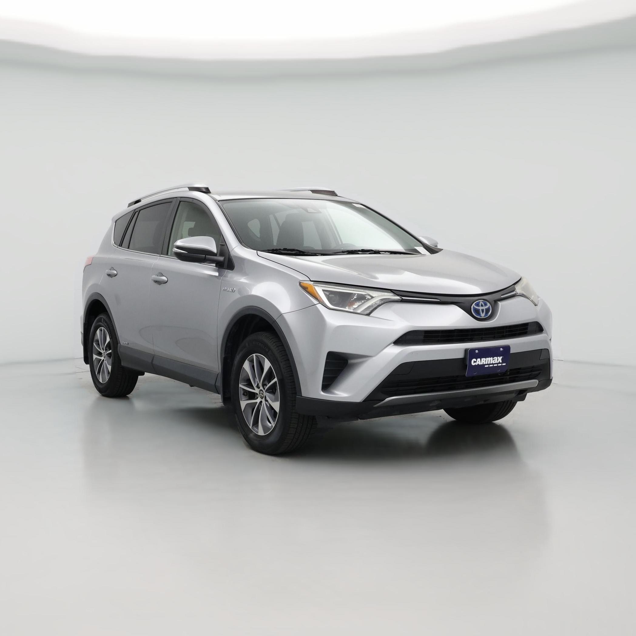 Thumbnail: 2018 Toyota RAV4 - 1