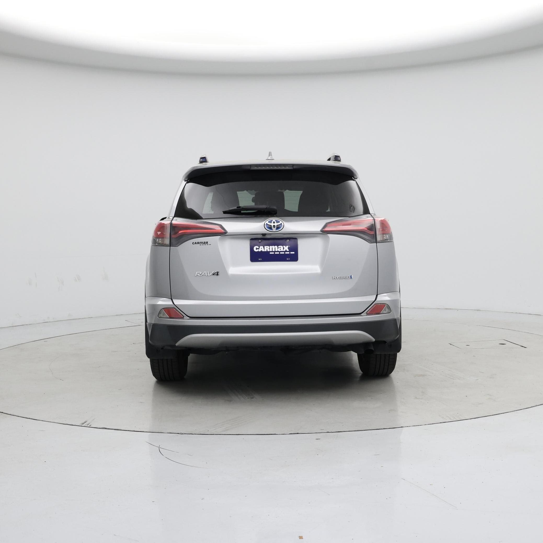 Thumbnail: 2018 Toyota RAV4 - 6