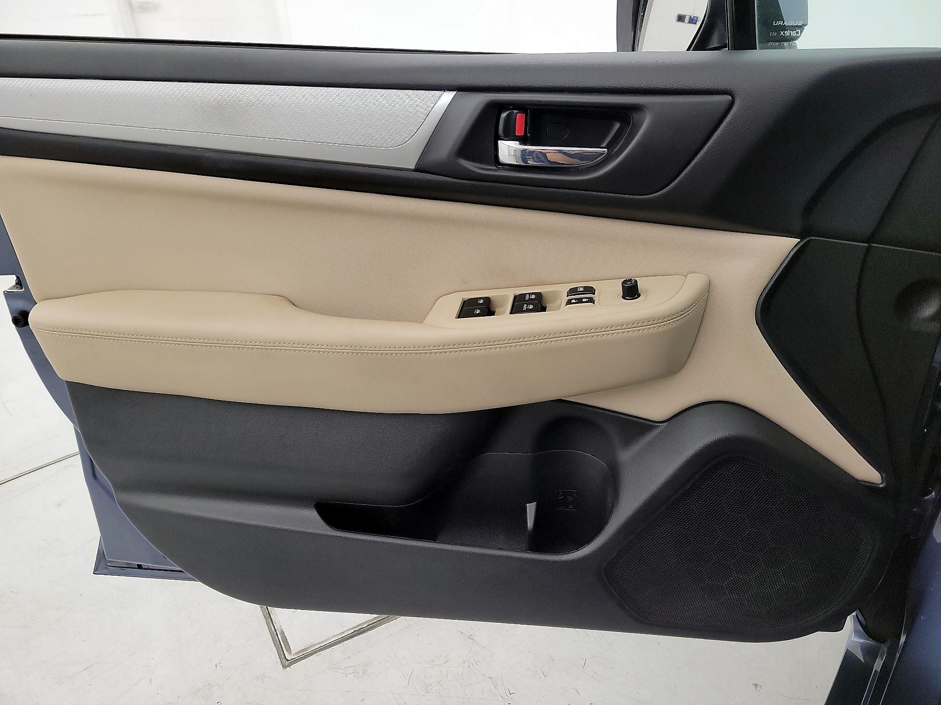 Thumbnail: 2016 Subaru Legacy - 12