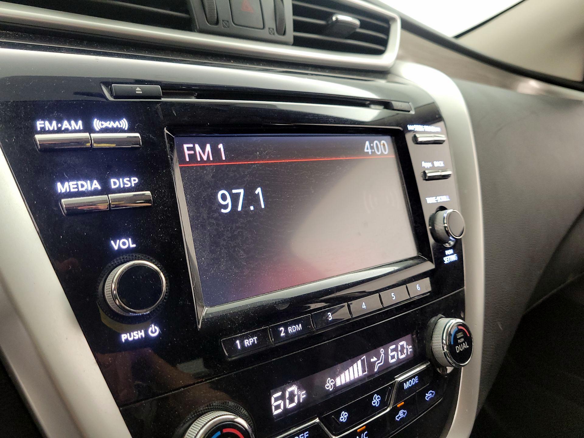 Thumbnail: 2016 Nissan Murano - 15