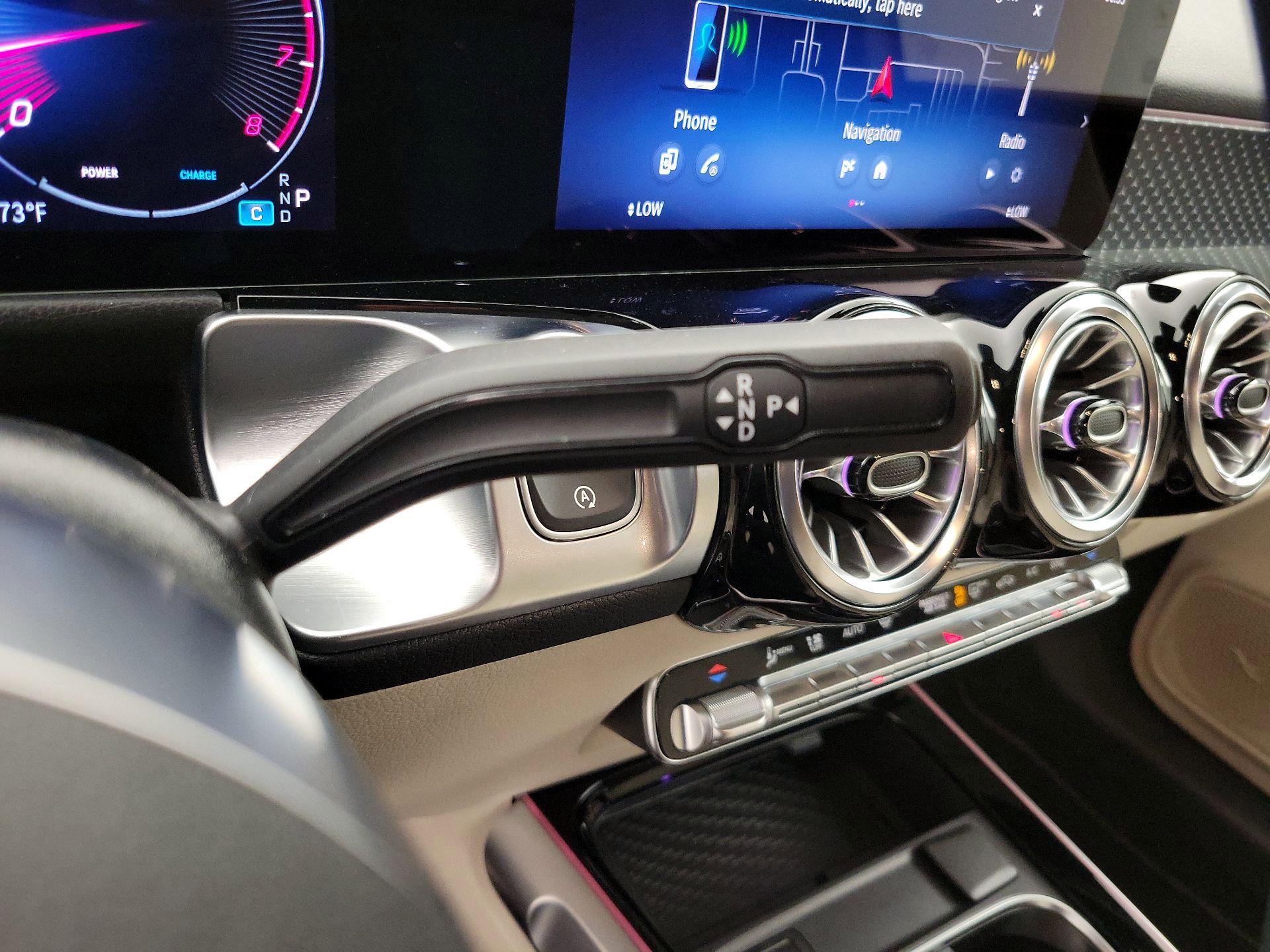 Thumbnail: 2025 Mercedes-Benz GLB - 18