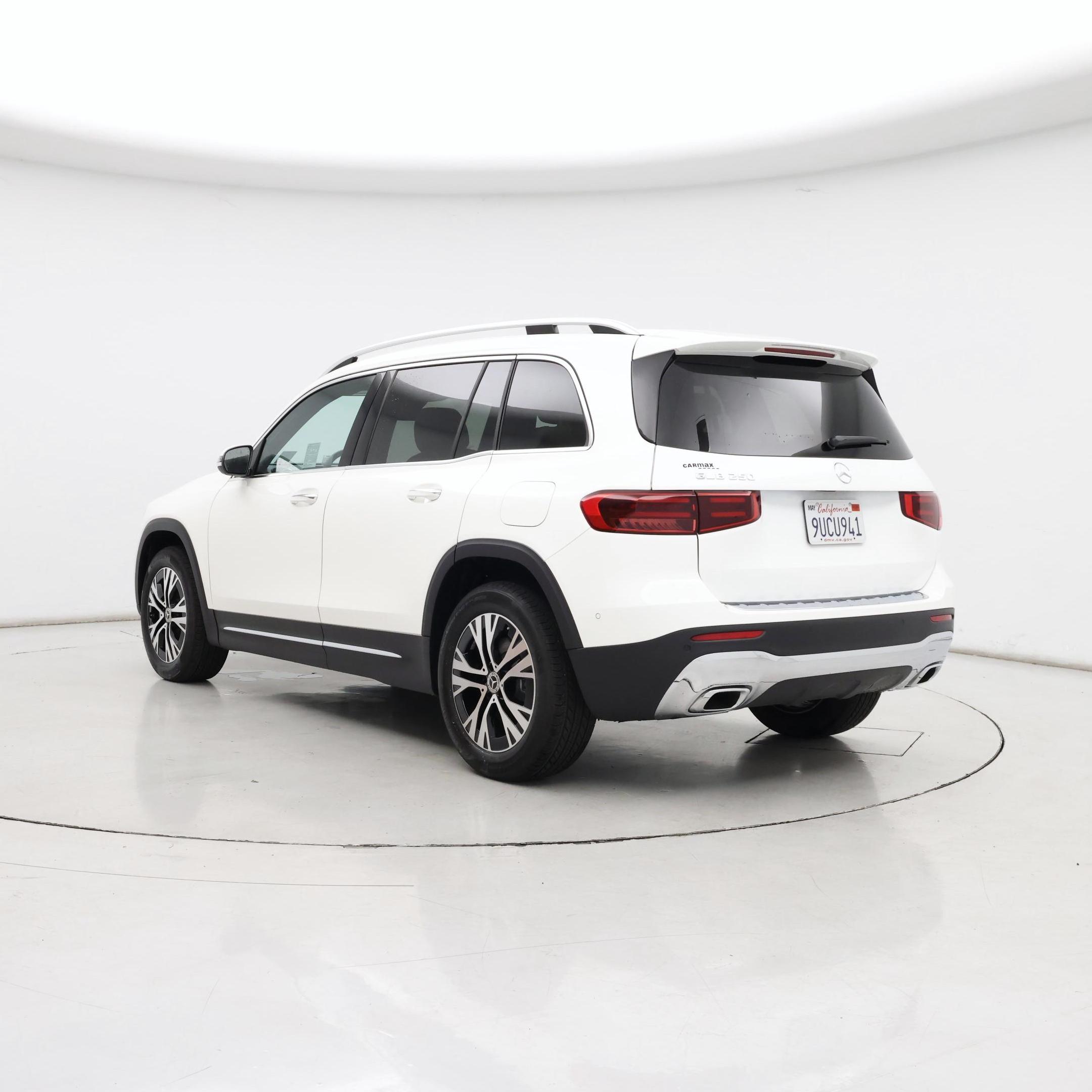 Thumbnail: 2025 Mercedes-Benz GLB - 2