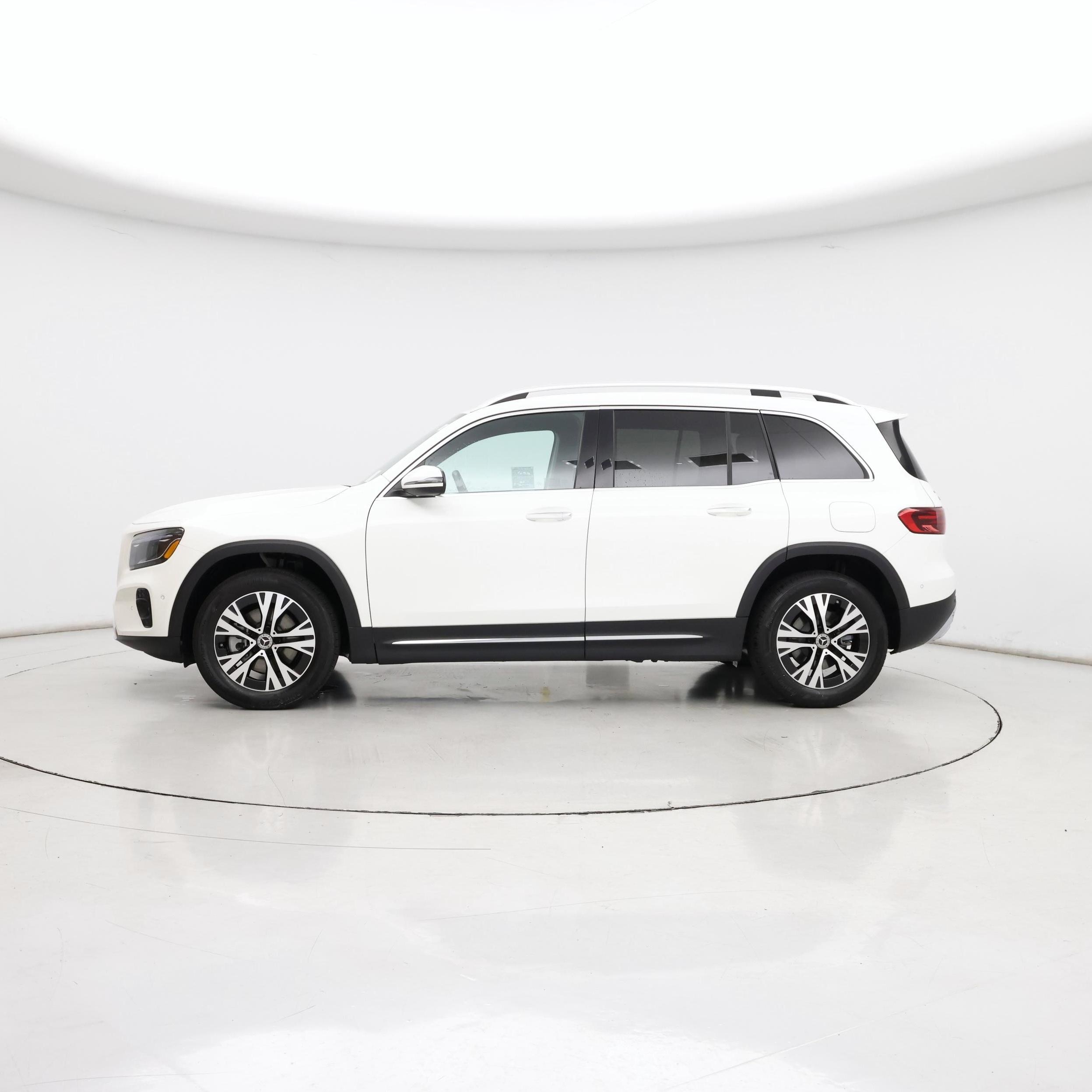 Thumbnail: 2025 Mercedes-Benz GLB - 3