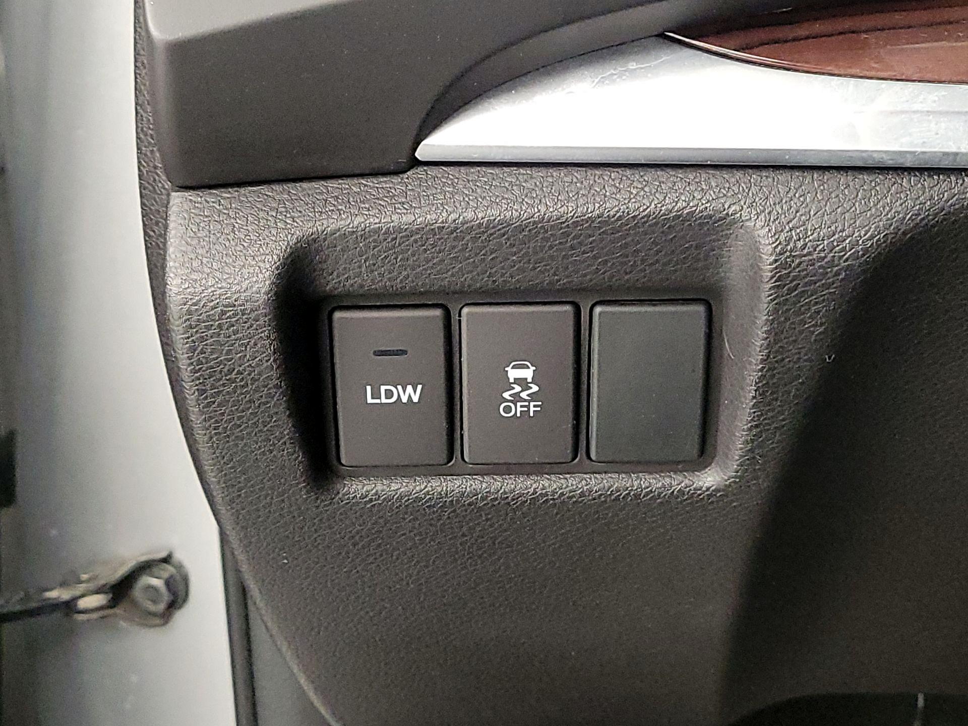 Thumbnail: 2014 Acura MDX - 13
