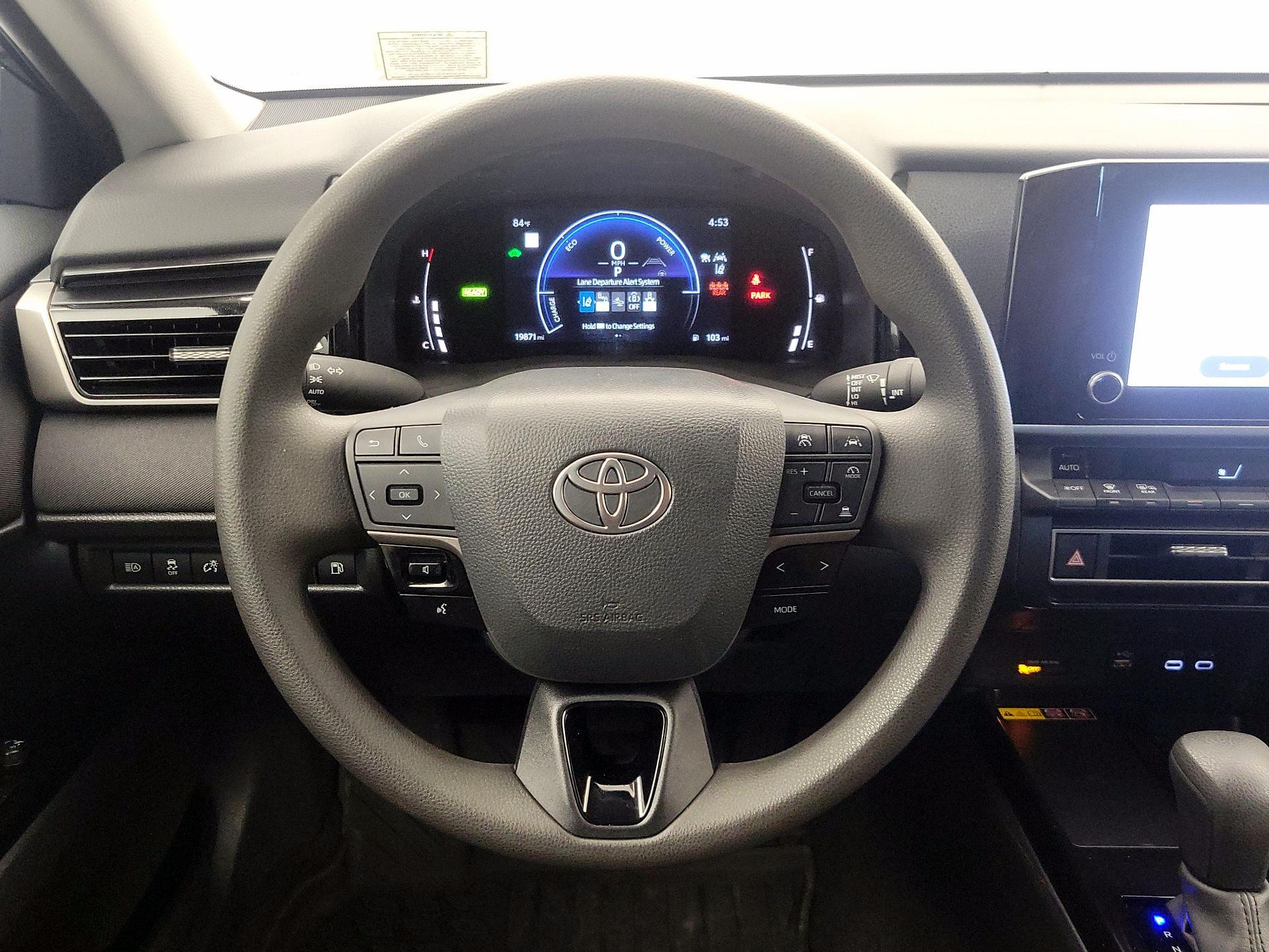 Thumbnail: 2025 Toyota Camry - 10