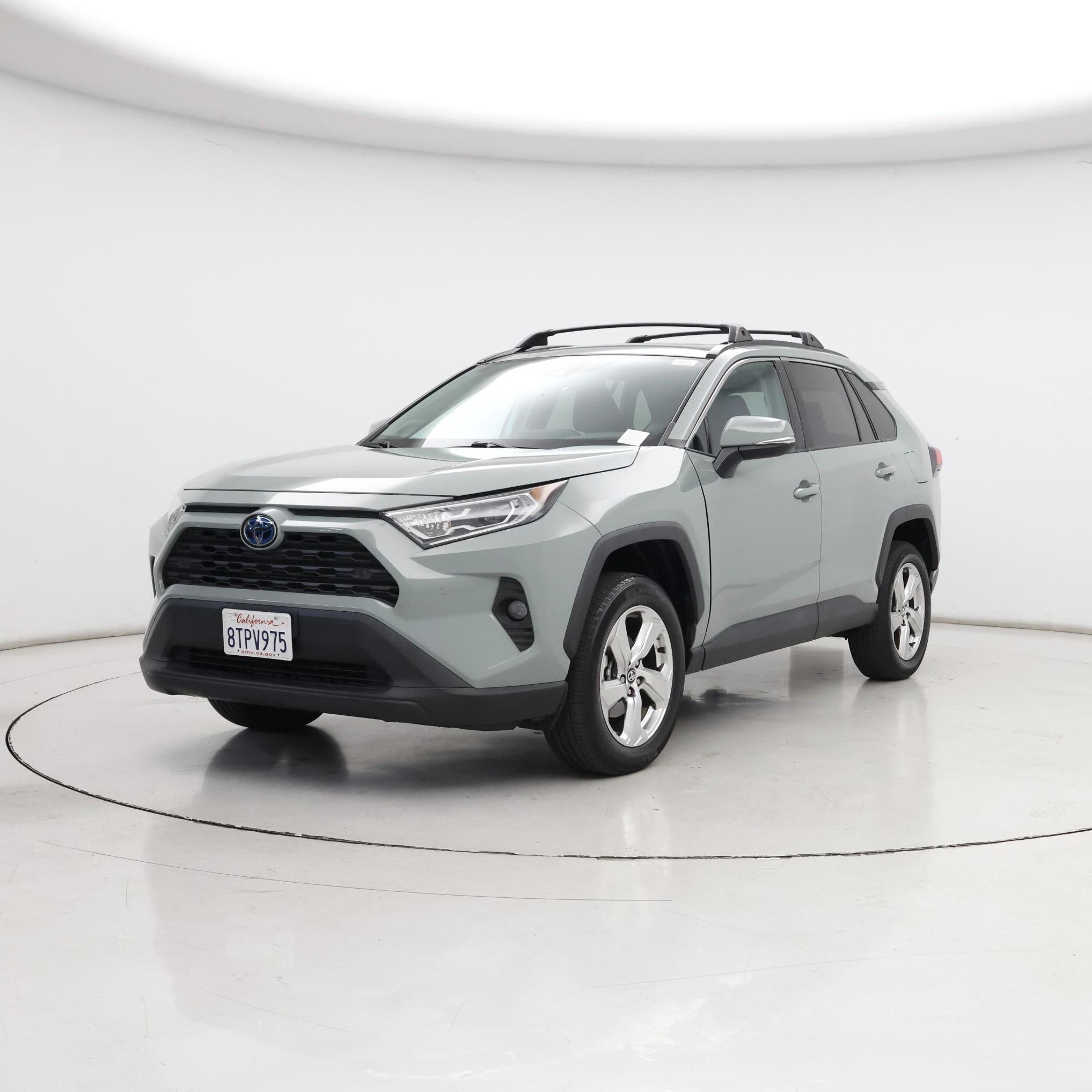 Thumbnail: 2021 Toyota RAV4 - 4