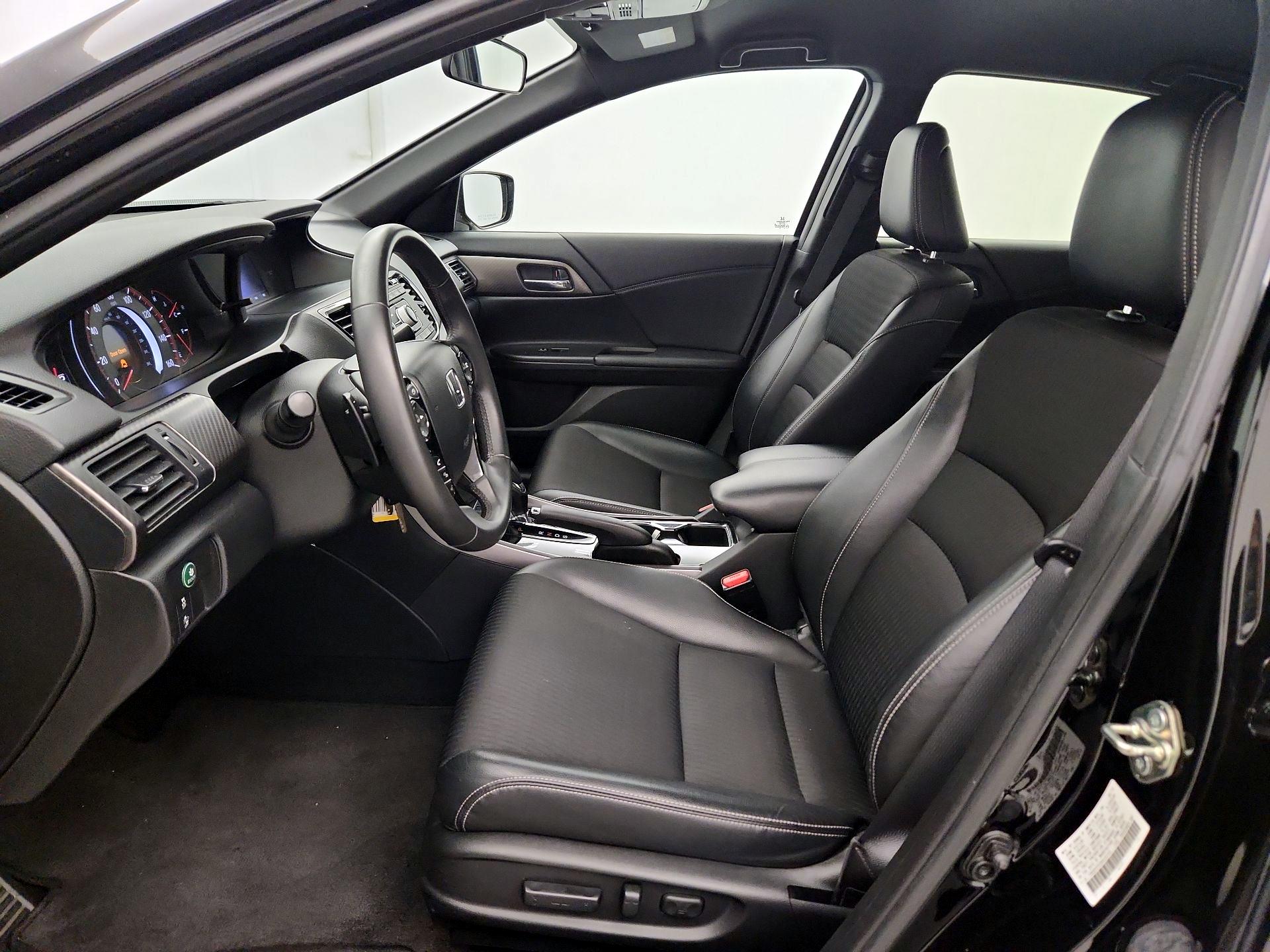 Thumbnail: 2016 Honda Accord - 11