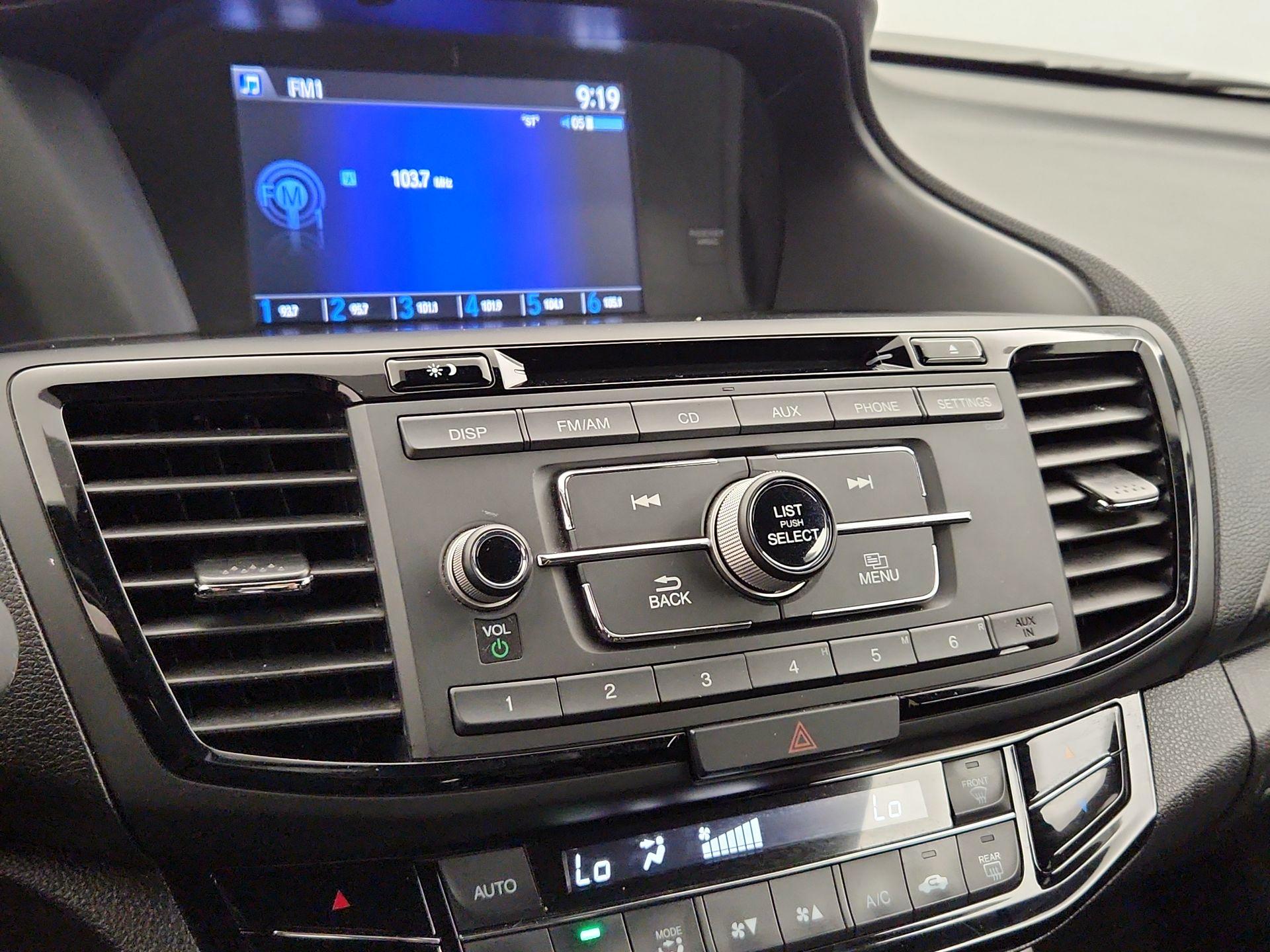 Thumbnail: 2016 Honda Accord - 15
