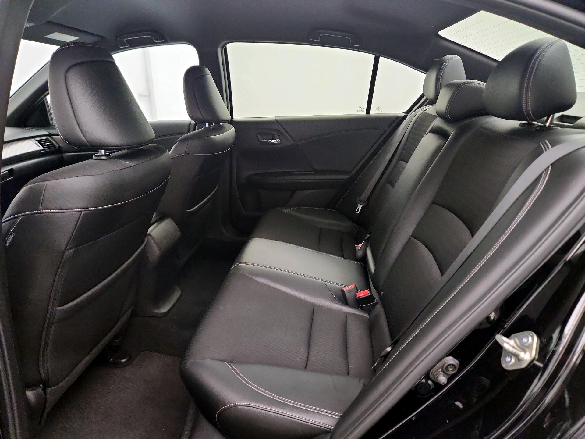 Thumbnail: 2016 Honda Accord - 19