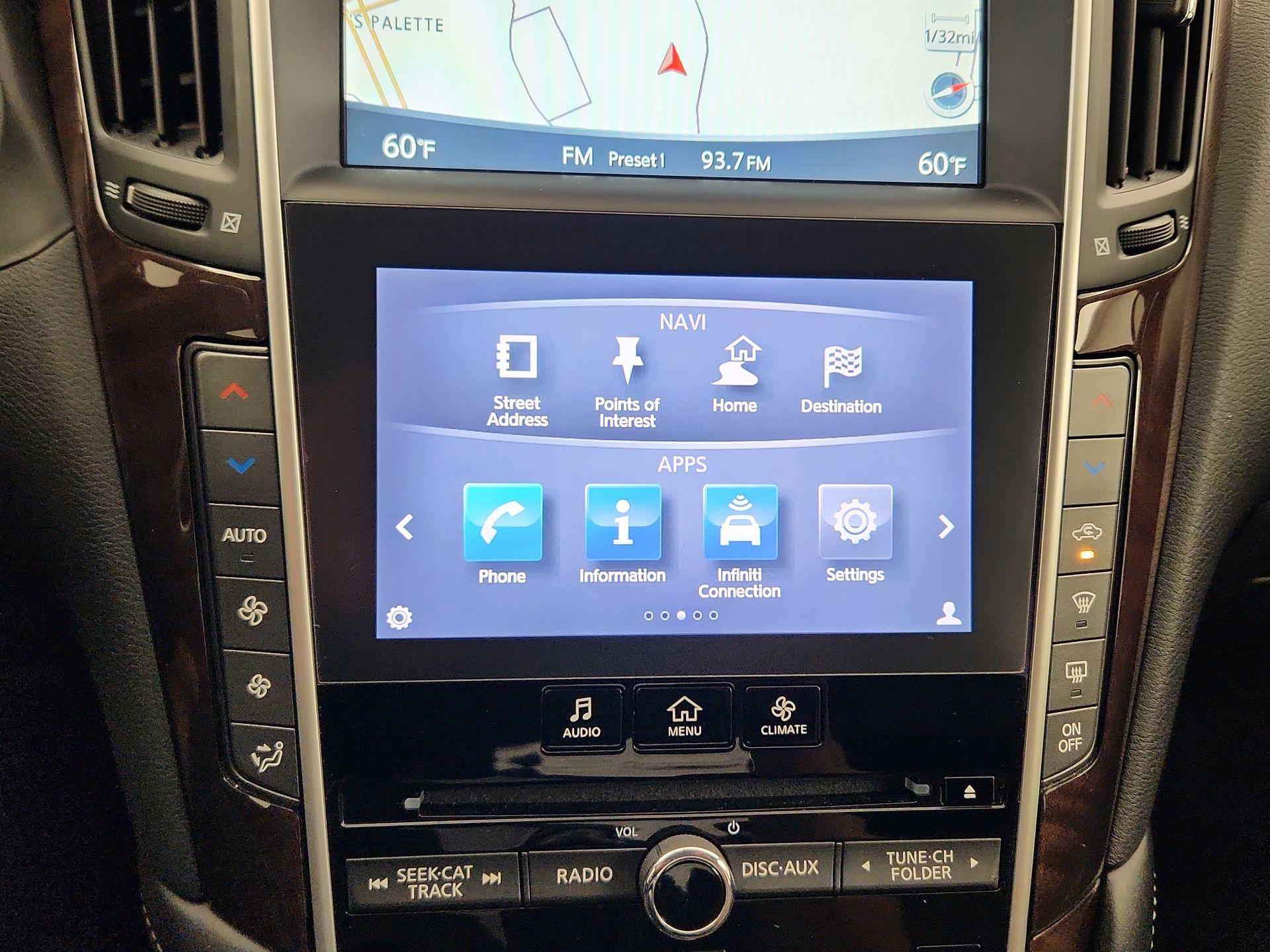 Thumbnail: 2014 INFINITI Q50 - 16