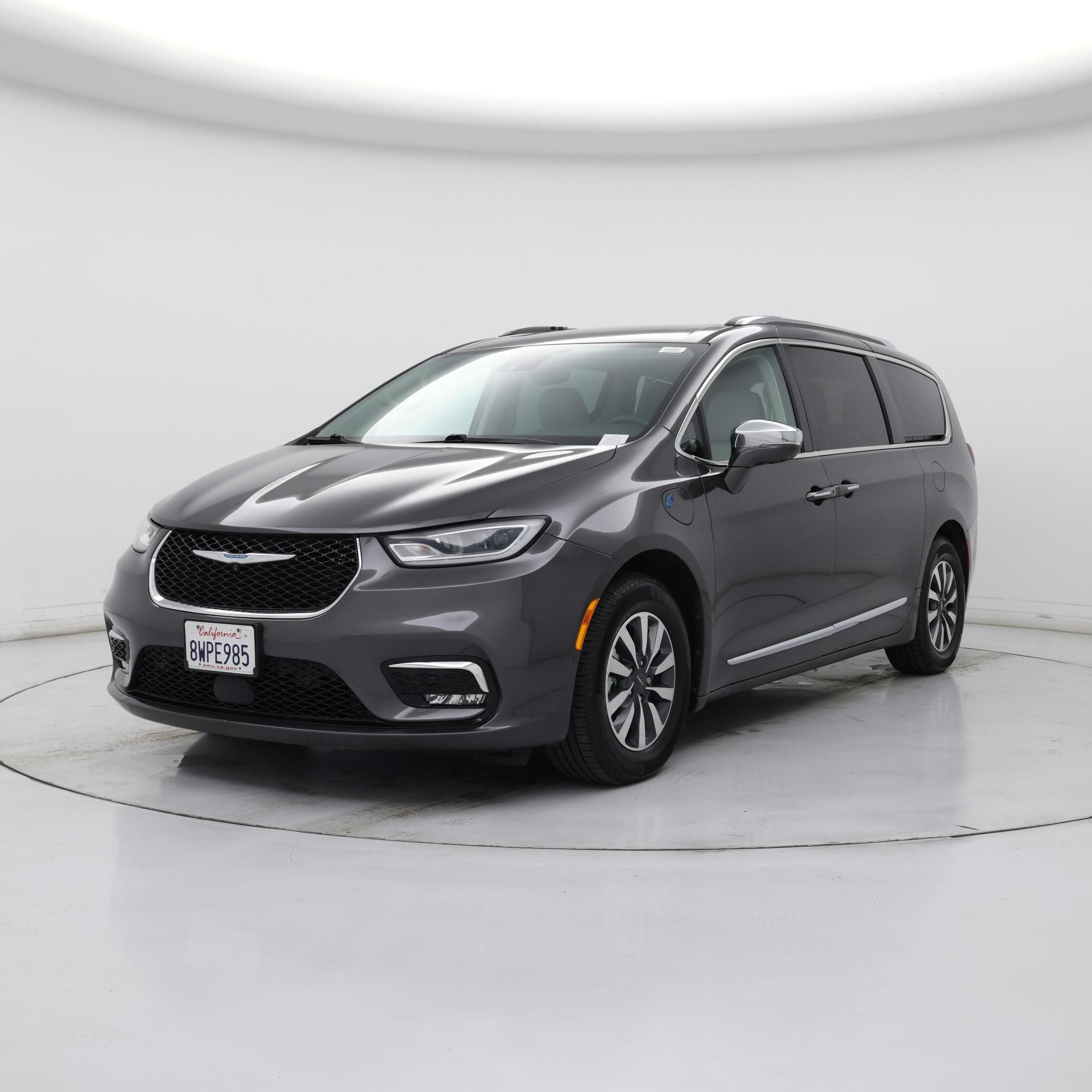 Thumbnail: 2021 Chrysler Pacifica - 4