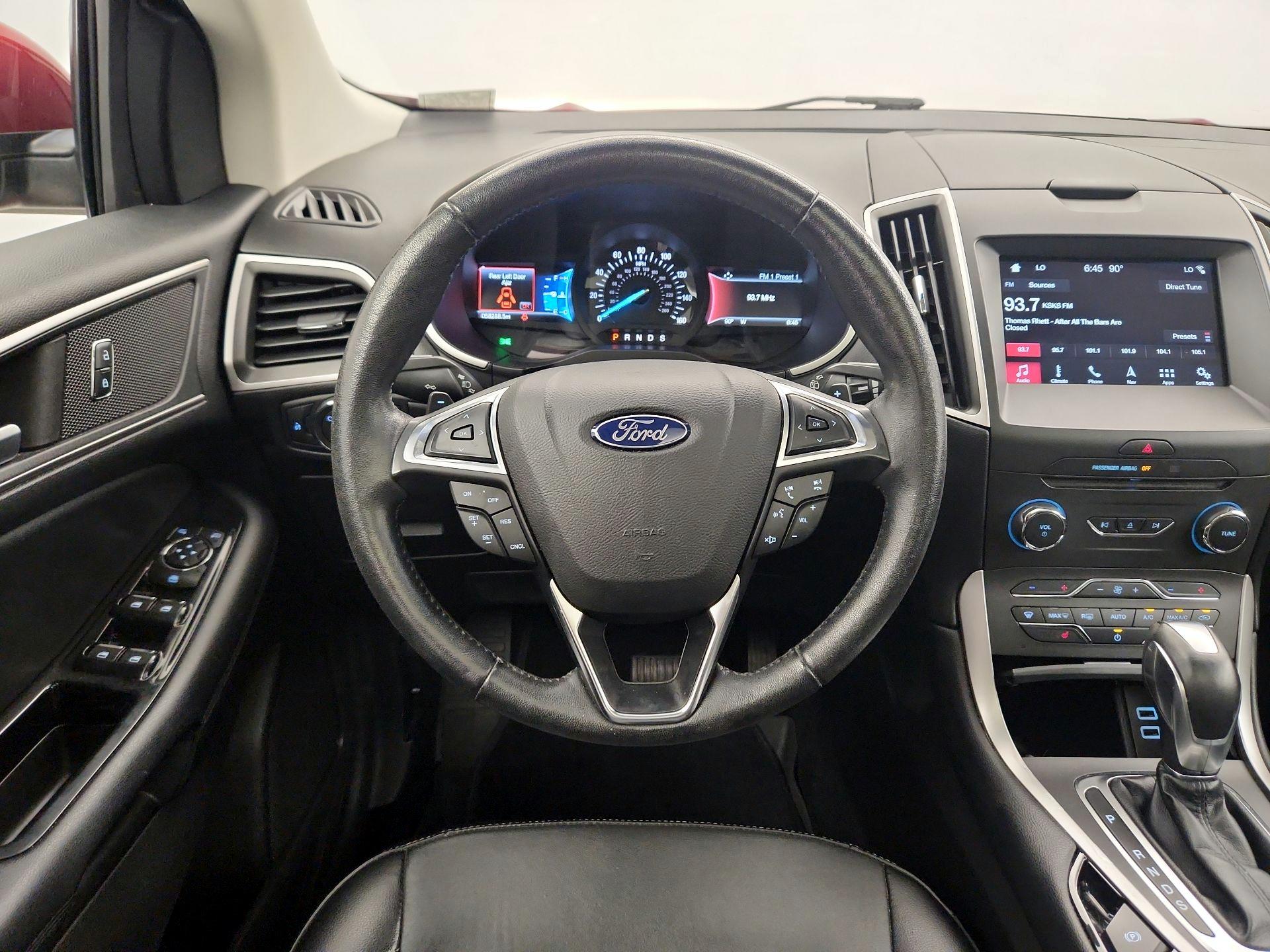 Thumbnail: 2017 Ford Edge - 10