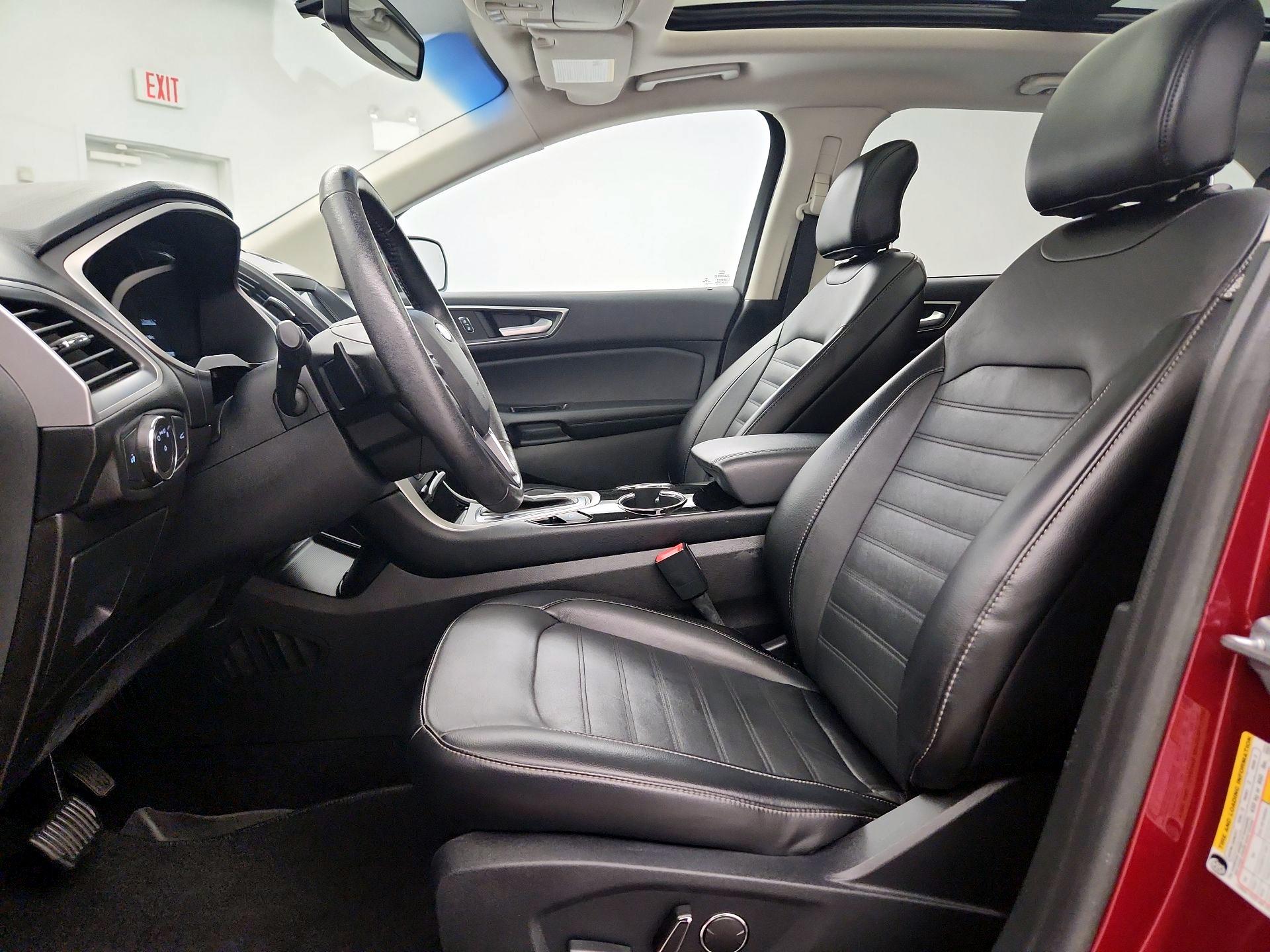 Thumbnail: 2017 Ford Edge - 11